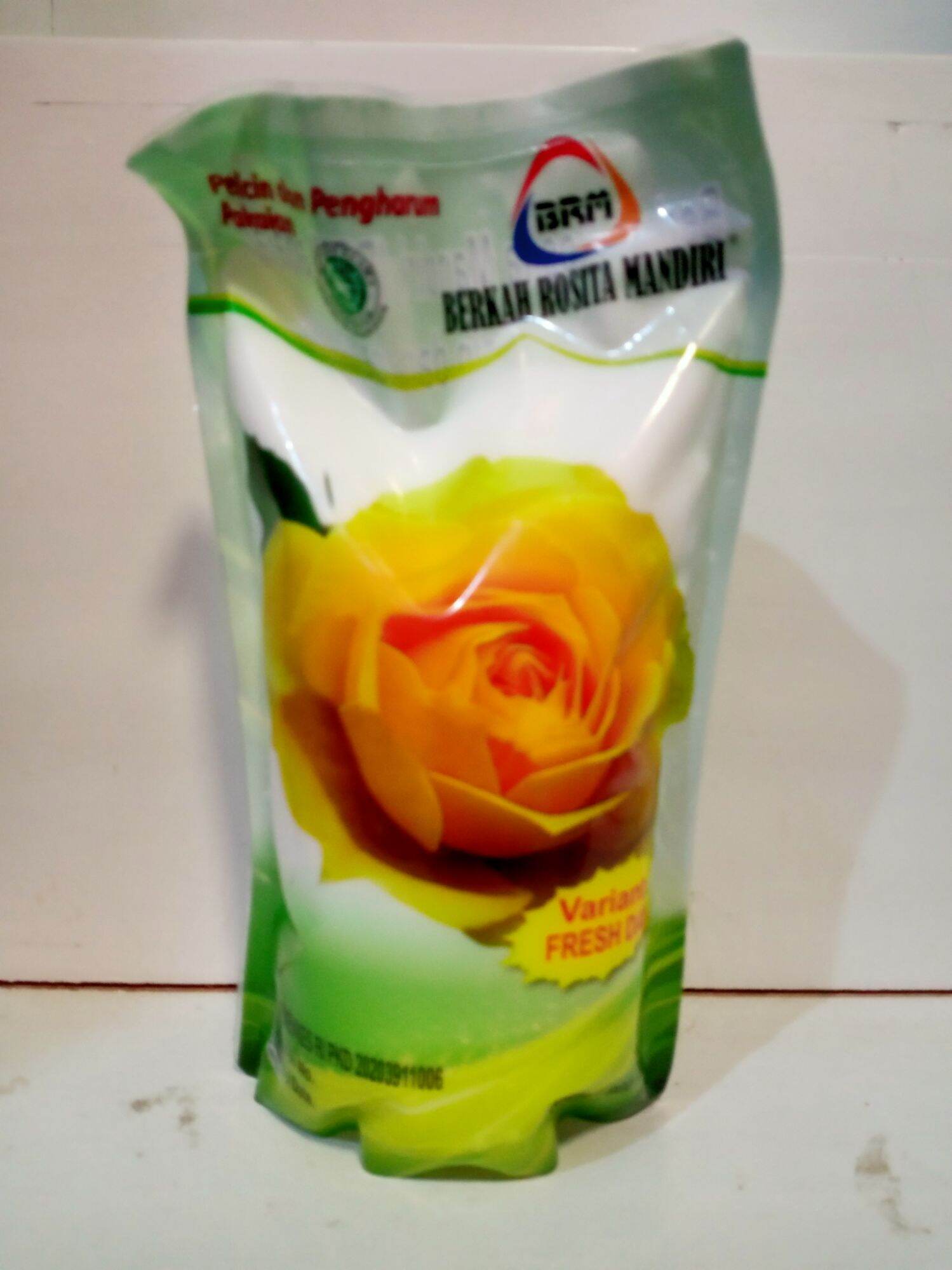 BRM Pewangi Mawar Super Laundry Pewangi & Pelicin Pakaian Varian Kuning