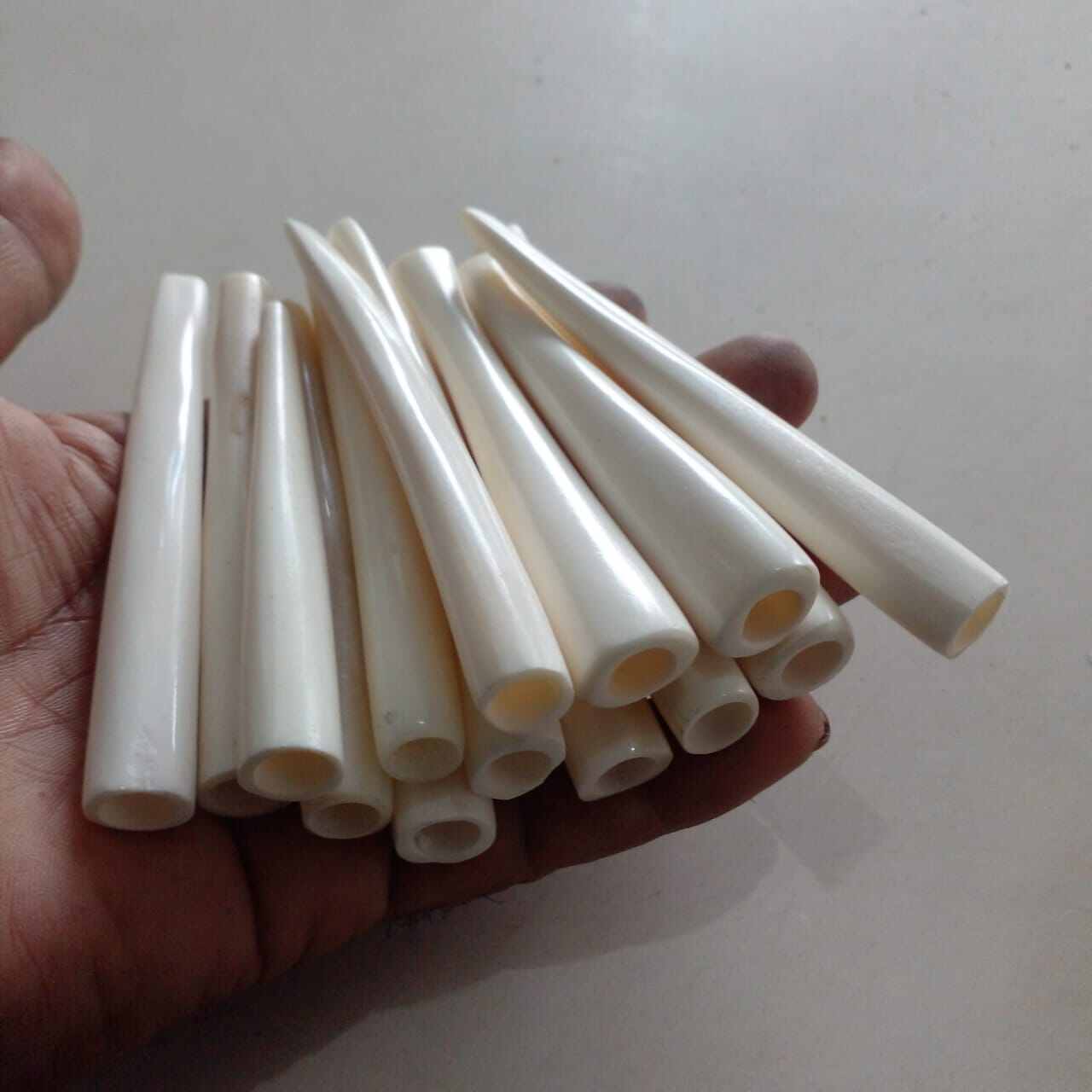Once pipa rokok bahan tulsap panjang 10.12cm lubang multi.