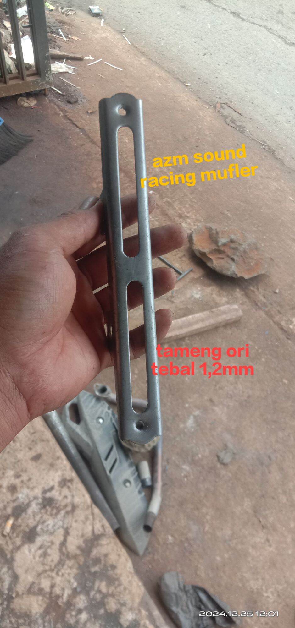 tameng ori matic/untuk semua motor matic/tebal1,2 mm Harga 22,000 rupiah*Gratis Ongkir