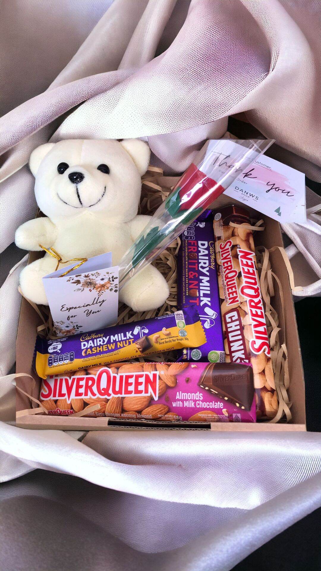 hadiah box Chocolate Parcel Hampers Valentine Hadiah ulang tahun Chocolate hadiah Hampers Chocolate