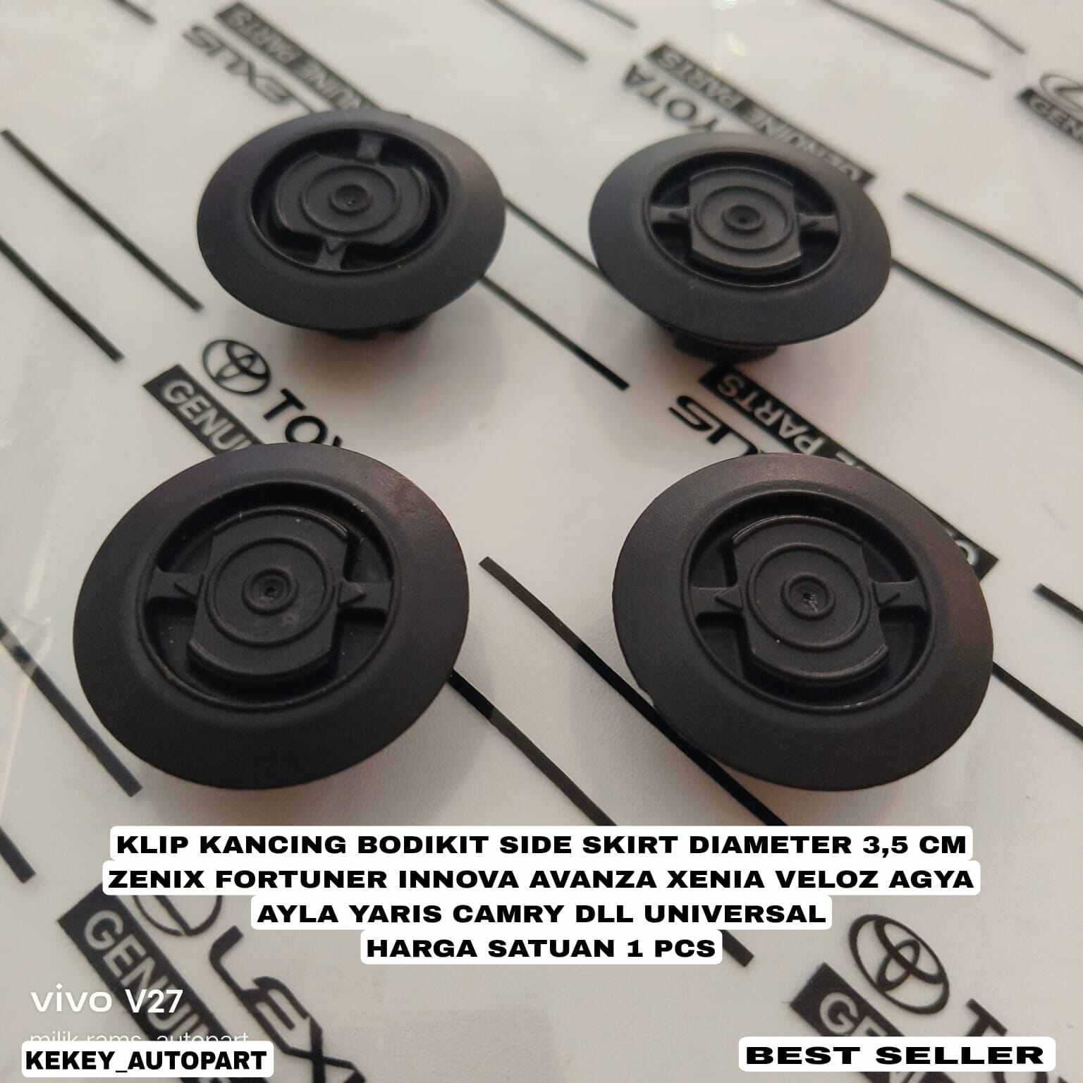 Body Kit Clip Buttons to Cover Side Skirt Holes Innova Zenix Fortuner Vrz Avanza Xenia Agya Ayla Yaris Vios Universal Original Harga 4,000 rupiah*Gratis Ongkir