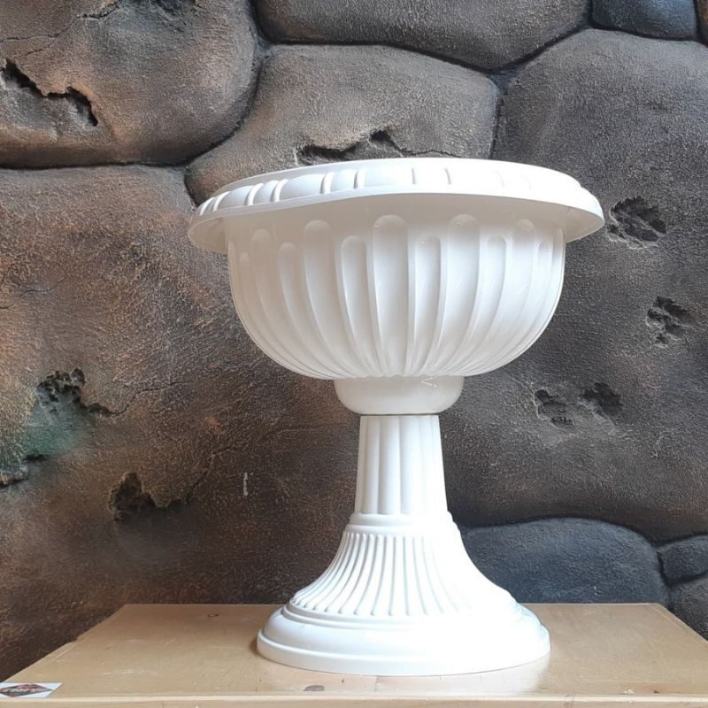 Pot Bunga Besar Jumbo Tinggi/Pot Bunga Motif Piala Tinggi 42/Pot Piala Leher Panjang