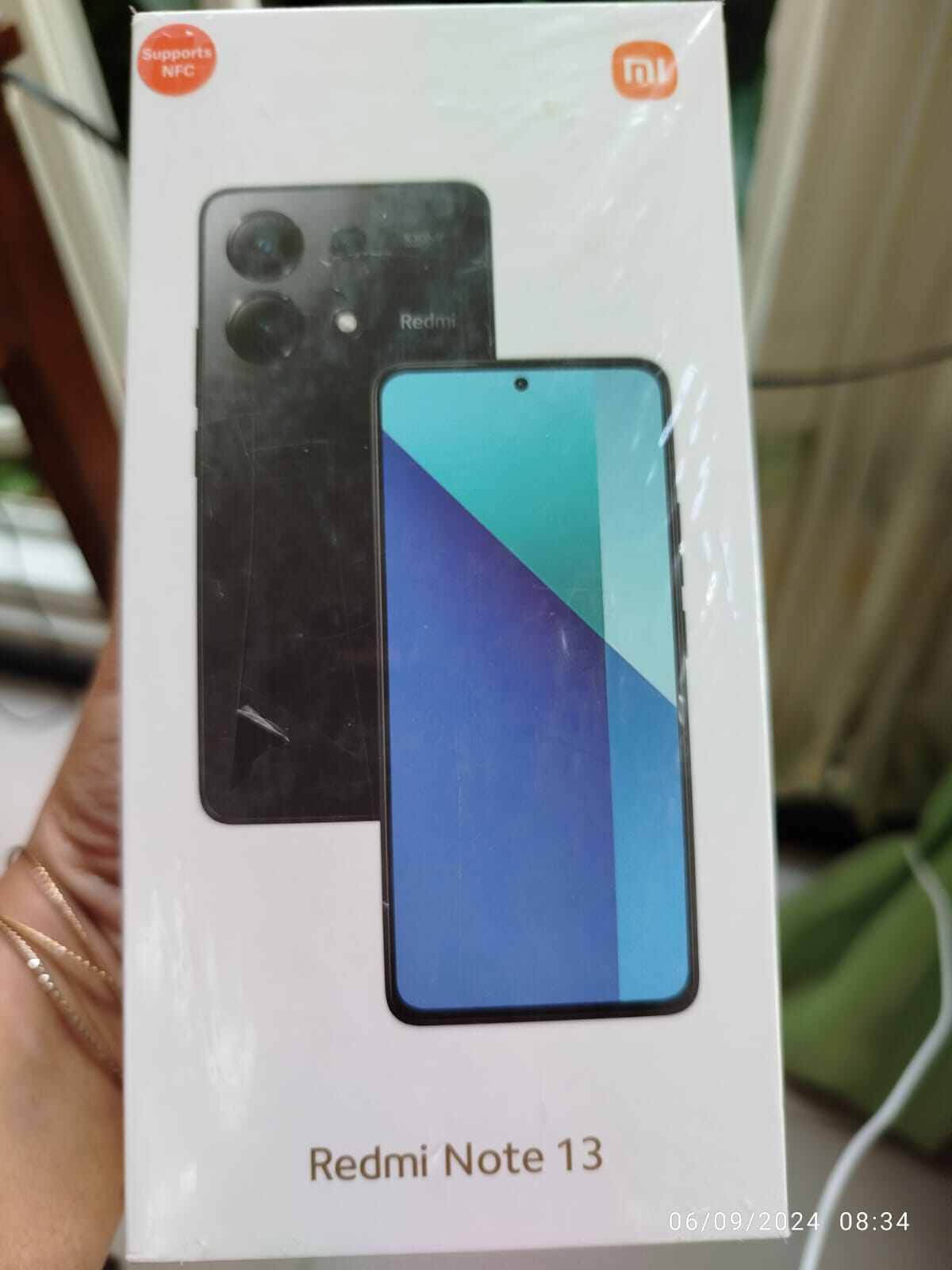 redmi note 13 8/256 Harga  2,400,000 Ringgit*Penghantaran Percuma