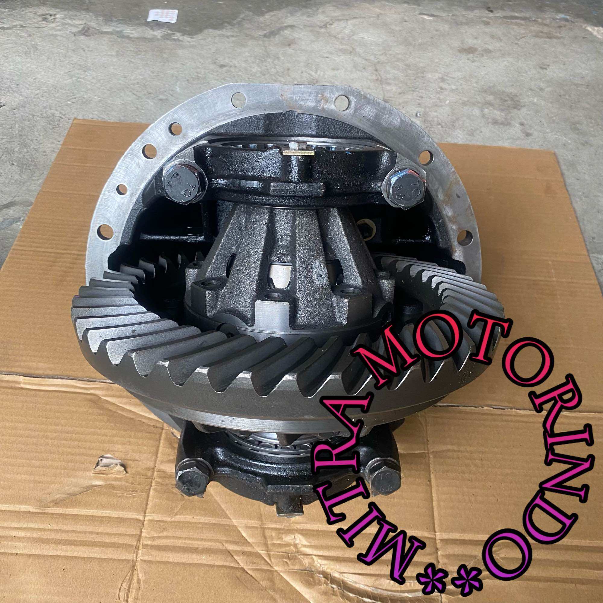 Gardan Komplit/Carrier Assy RR Hino Dutro HT130 6X41 41110-0W210 Harga 16,721,000 Ringgit*Penghantaran Percuma