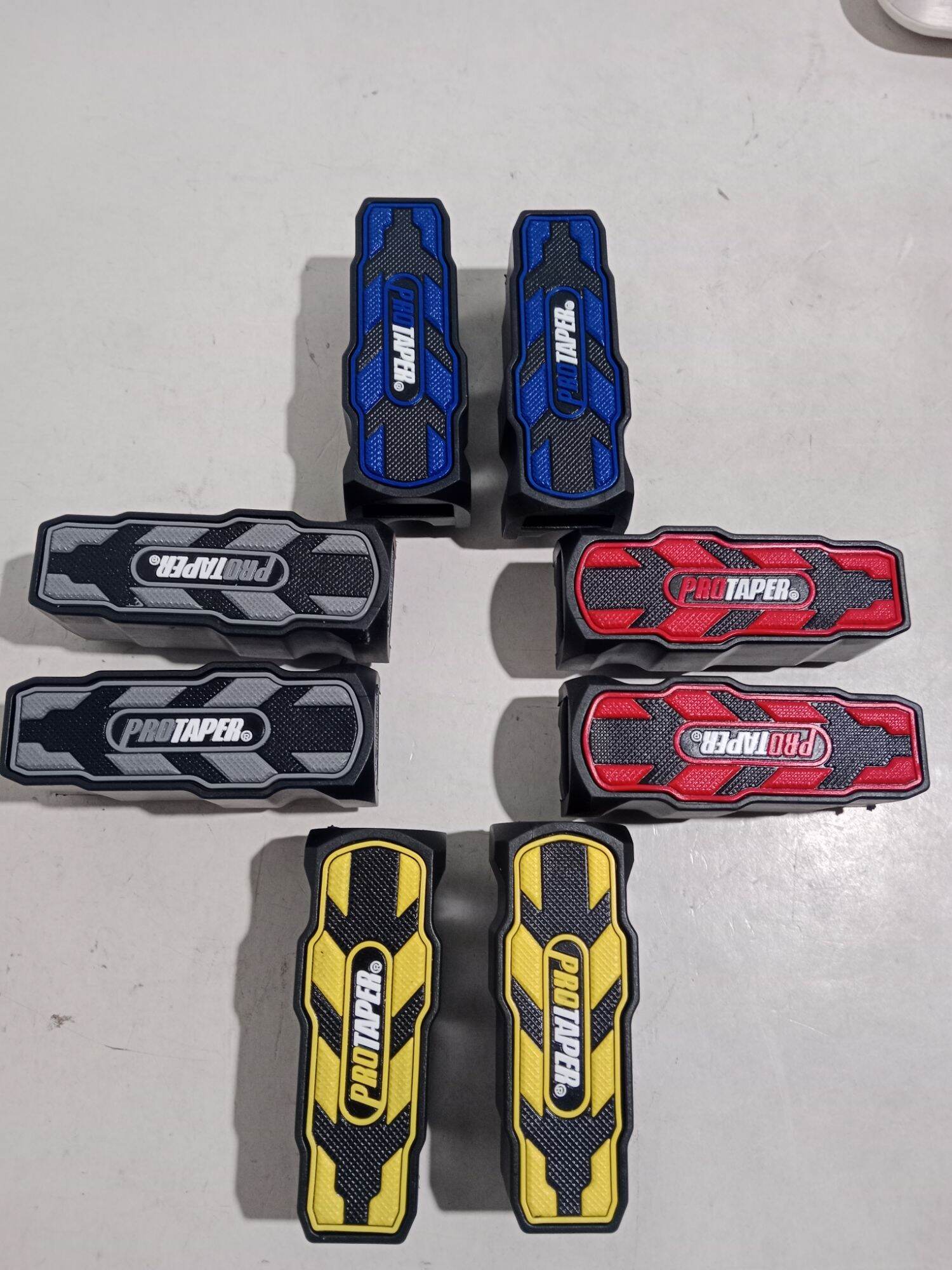 karet step depan variasi karet step depan protaper universal semua motor Harga 25,000 rupiah*Gratis Ongkir