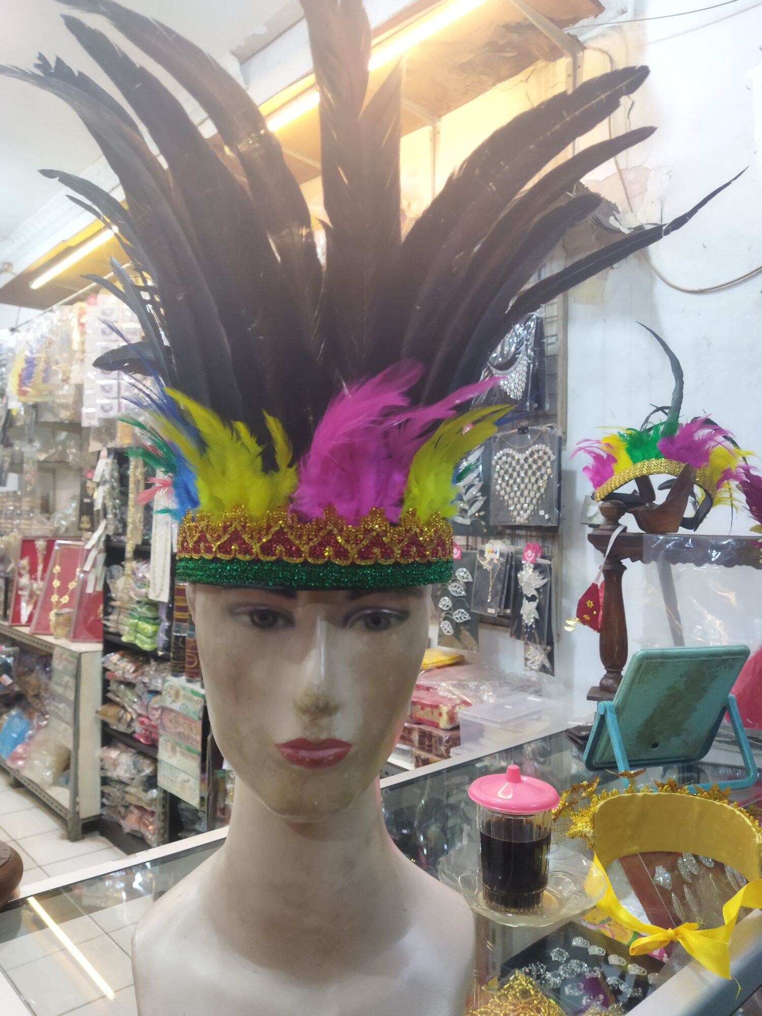 Topi Bulu Kepala Adat Dayak Atau Papua Topi Kreasi Tarian Adat Kostum Kartinian Karnaval 6518