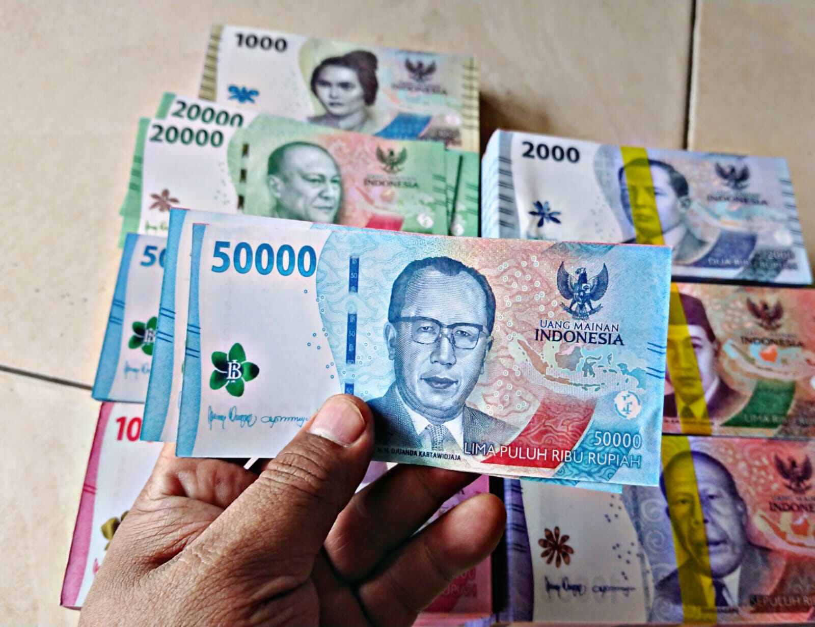 Uang Taiwan 100 Nt Berapa Rupiah - Koleksi Uang Kuno Indonesia 100 Rupiah  Tahun 1992 | Lazada Indonesia