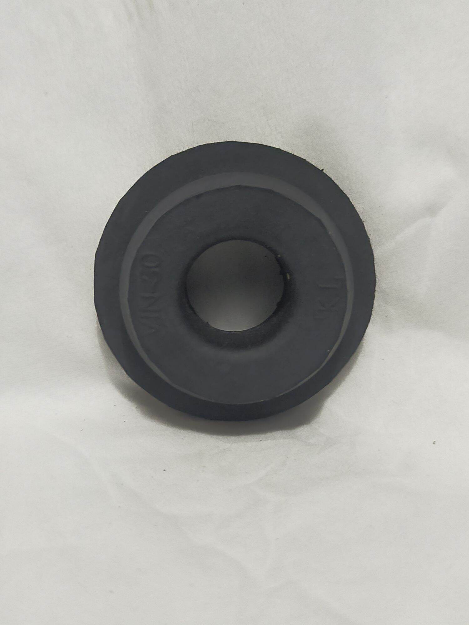 KARET DUDUKAN RADIATOR BAGIAN ATAS PEMAKAIAN TOYOTA AVANZA, RUSH, DAIHATSU XΕΝΙΑ, GRANDMAX ORIGINAL Harga 5,000 rupiah*Gratis Ongkir