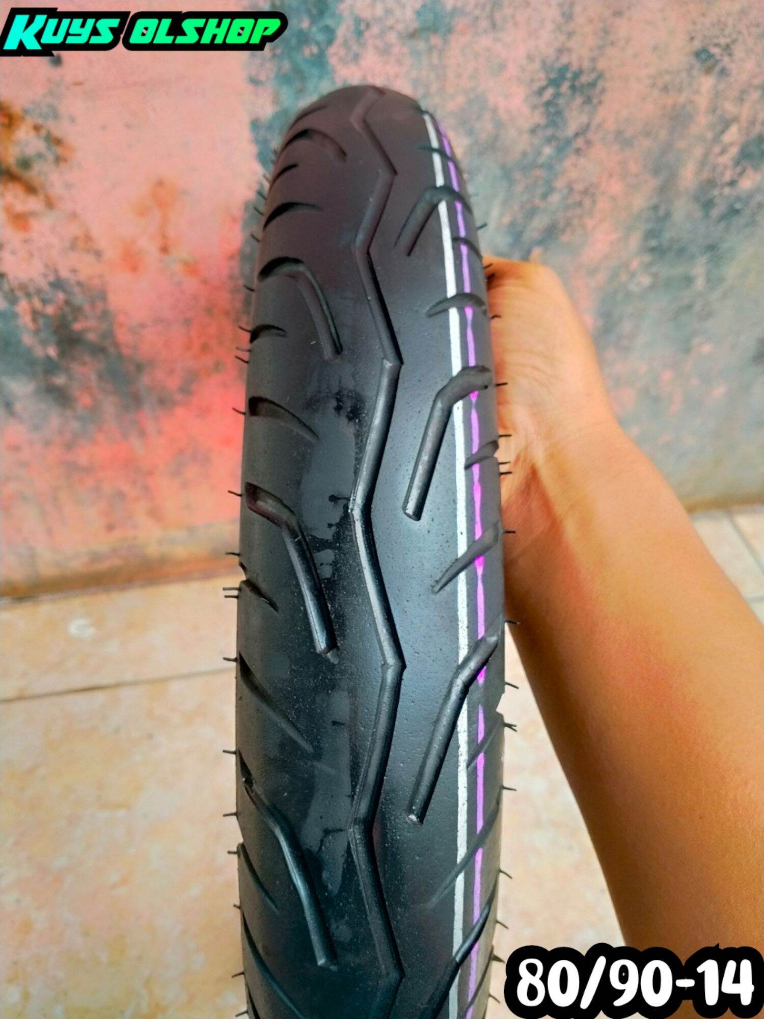 Ban motor vario beat fino mio depan ukuran 80/90-14 tubeles merk irc Harga  27,000 Ringgit*Penghantaran Percuma