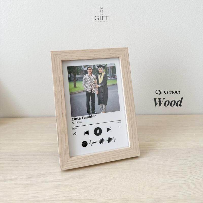 Kado Wisuda Gift Foto Spotify Custom Bingkai Foto 4R
