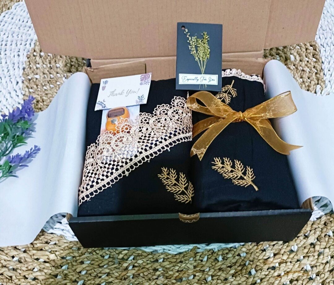 hempers / Kado Mukena premium hadiah pernikahan Ulang Tahun haji/umroh
