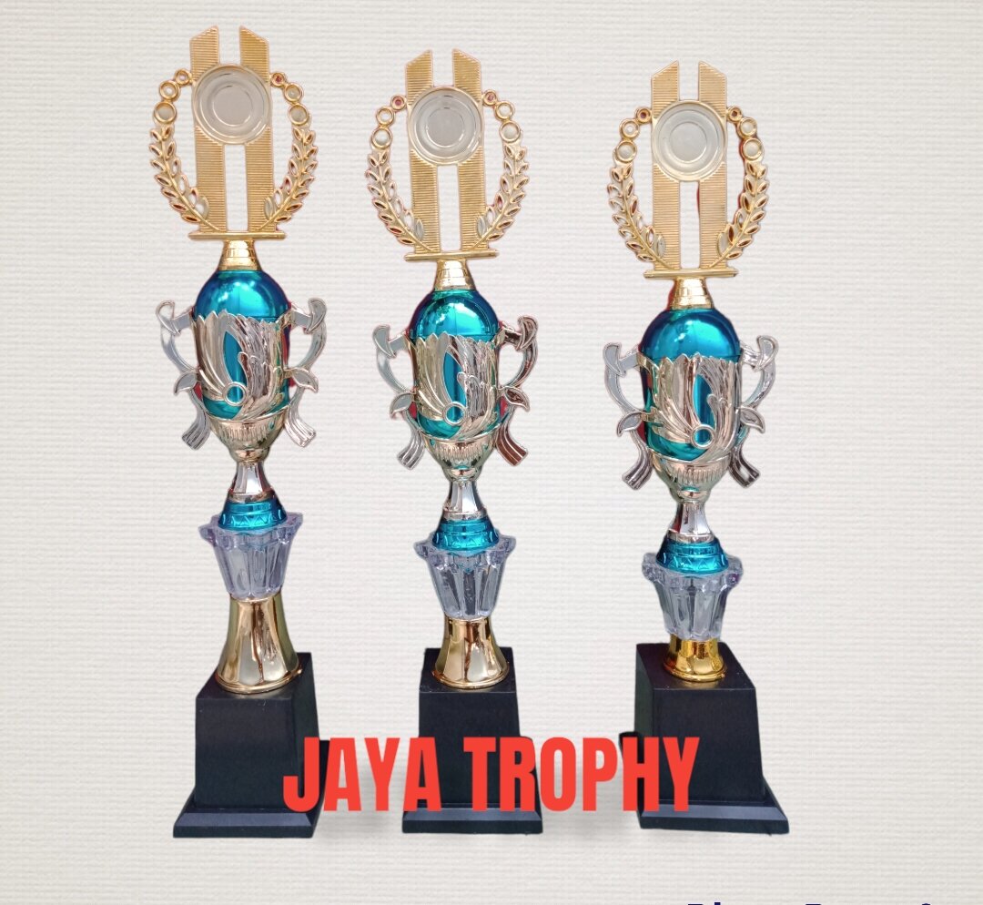 PIALA SET CK20 F17