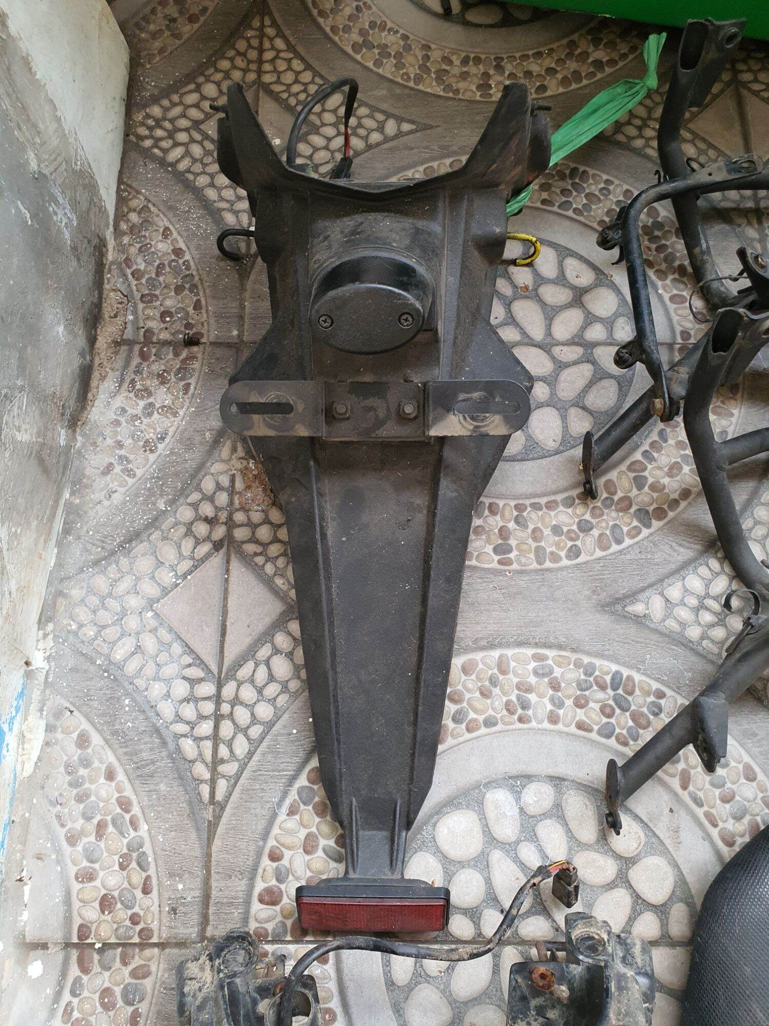 spakbor belakang slebor fender kawasaki ninja 250 r karbu 4tak 250cc