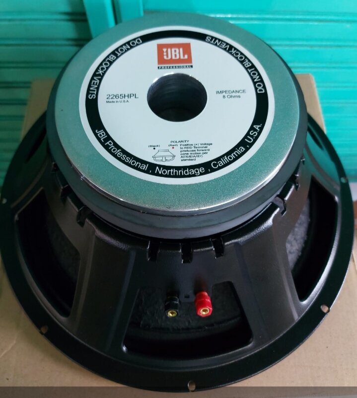 Speaker jbl best sale 18 in