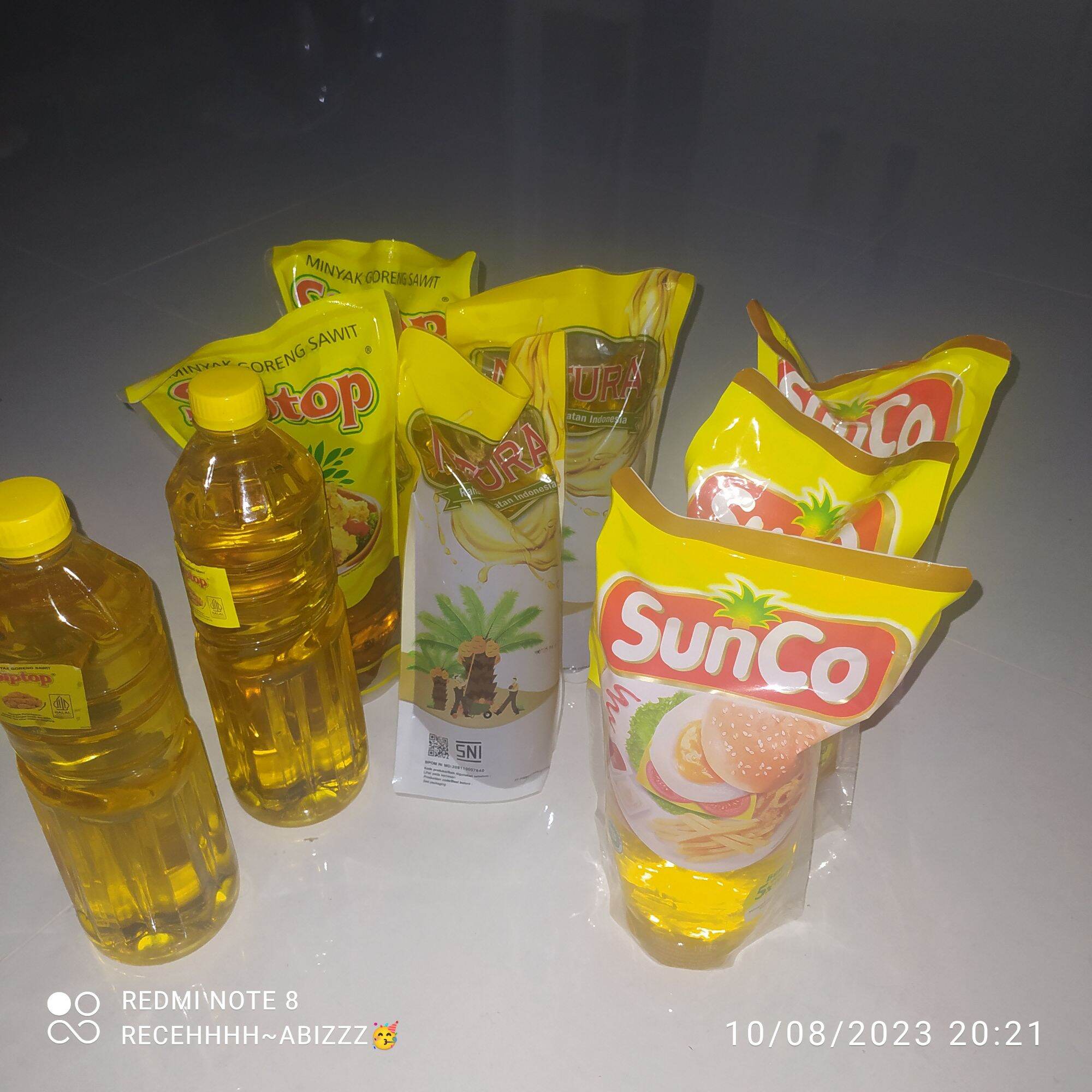 minyak goreng 1 liter random isi 8 liter | Lazada Indonesia