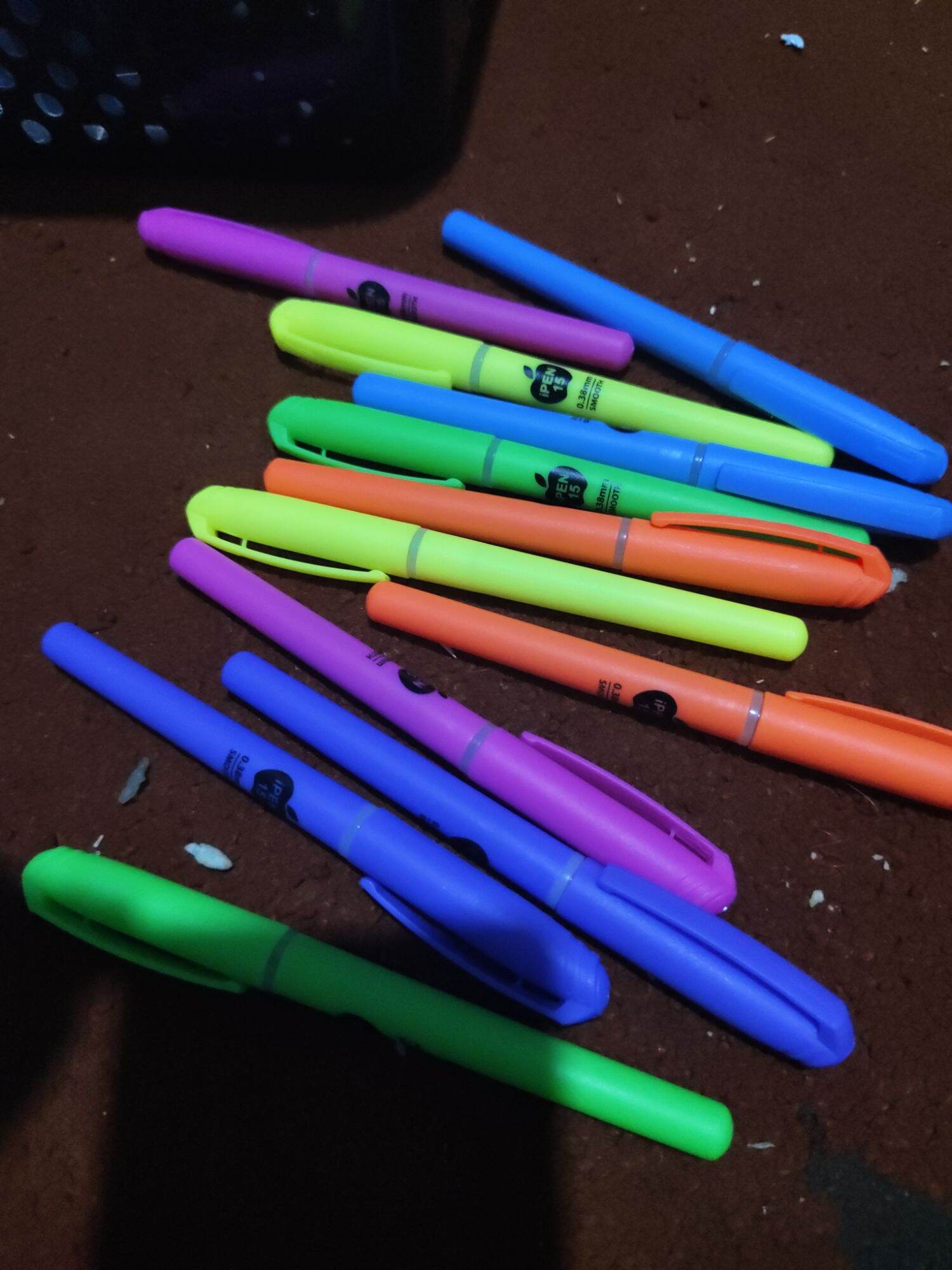 pensil pulpen pena alat tulis imut