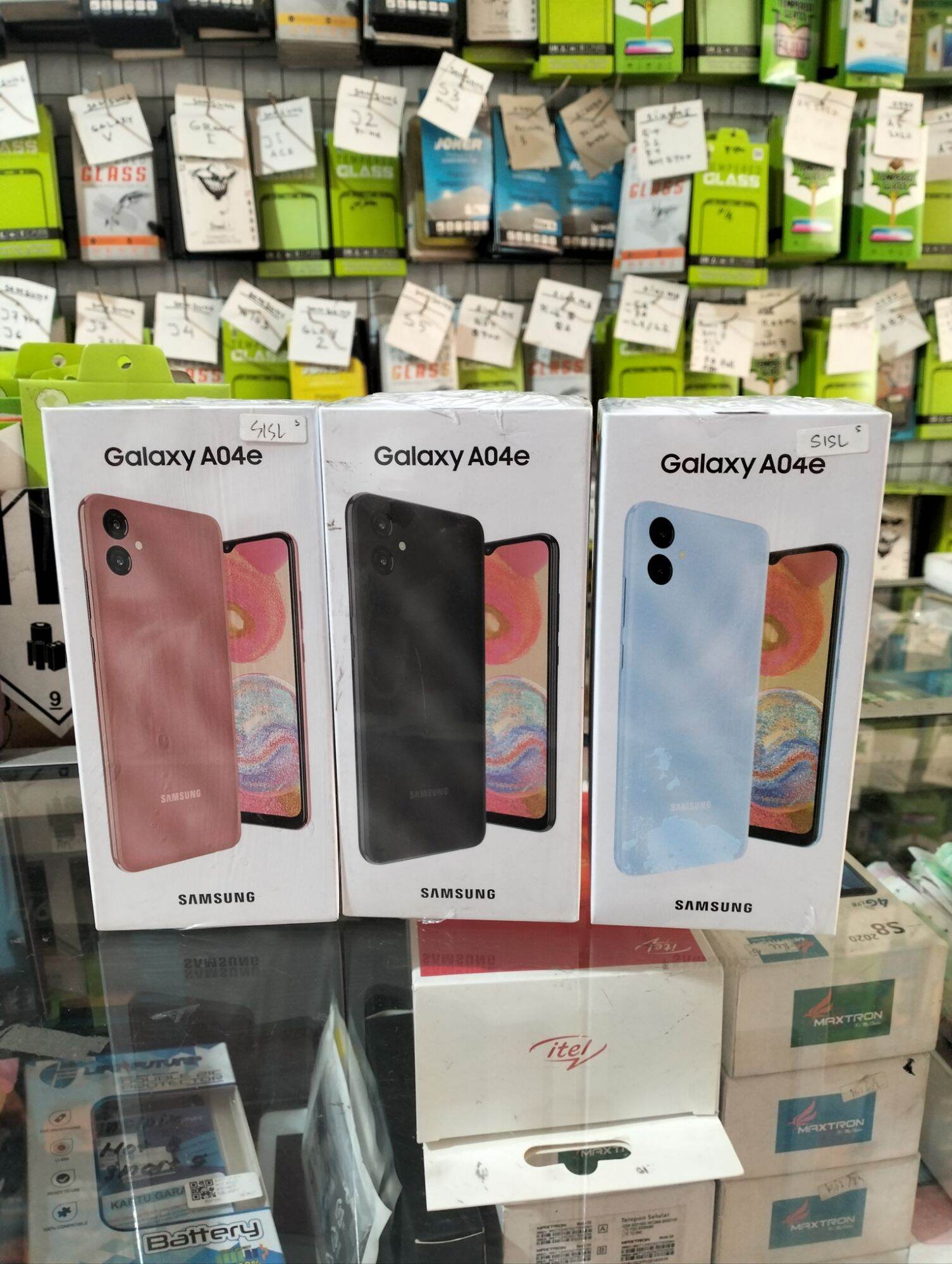 Samsung Galaxy A04e 3/32 Original Garansi Resmi Harga  1,299,000 Ringgit*Penghantaran Percuma