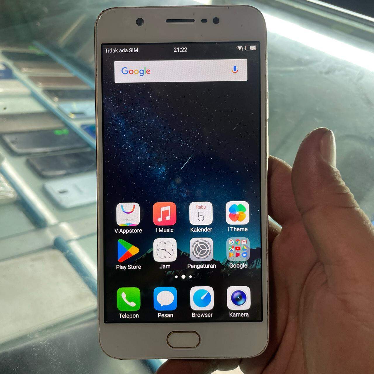 Vivo Y69 LTE 3/32GB Second Ex Resmi Normal Pemakaian Harga 500,000 rupiah*Gratis Ongkir