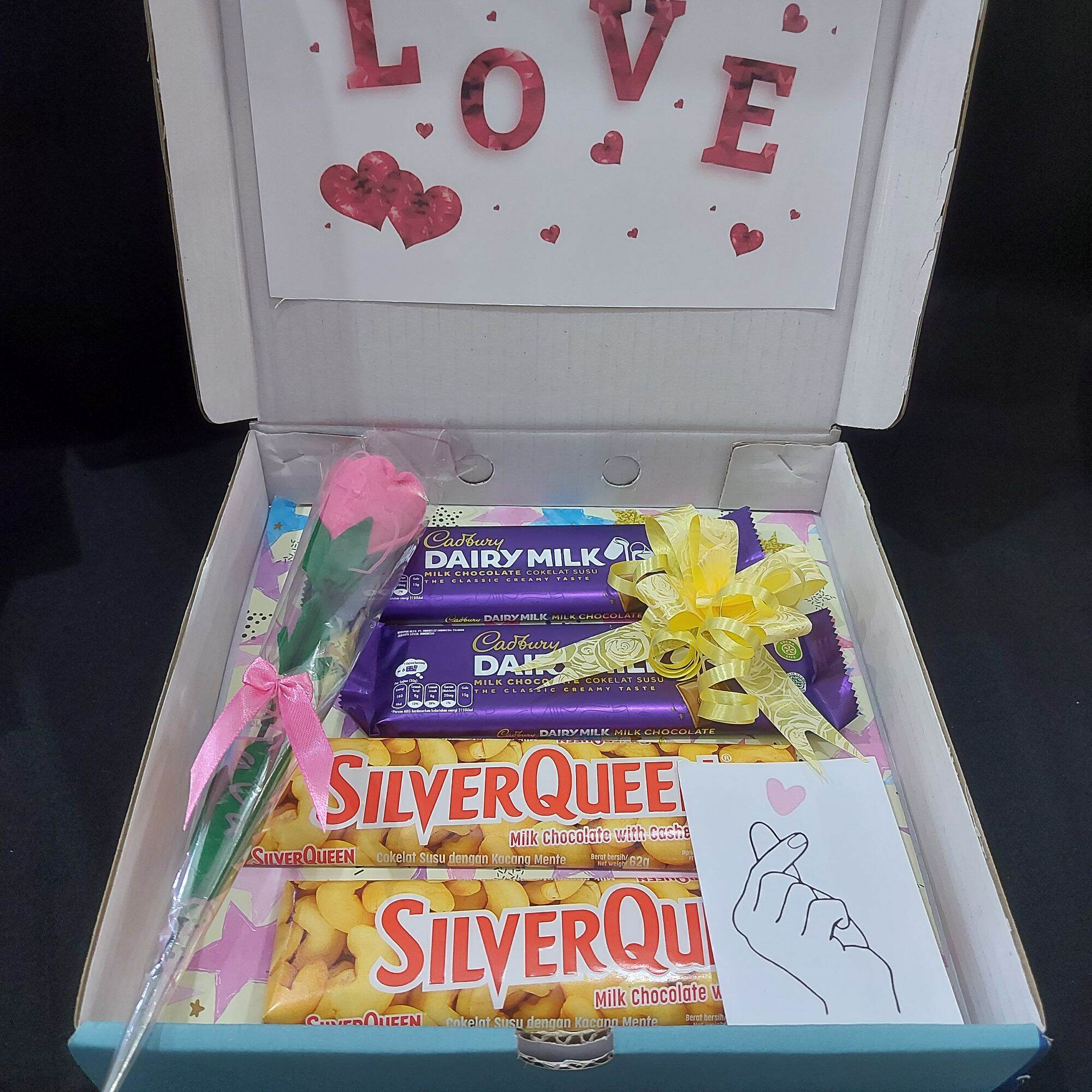 snack box coklat silverqueen hampers hadiah kado ultah valentine love