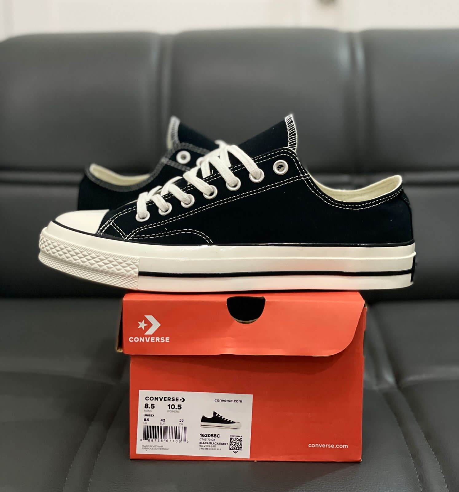 SEPATU CVS CHUCK TAYLOR ALL START 70s EGRET LOW BLACK WHITE