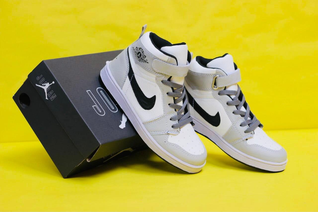 air jordan white grey