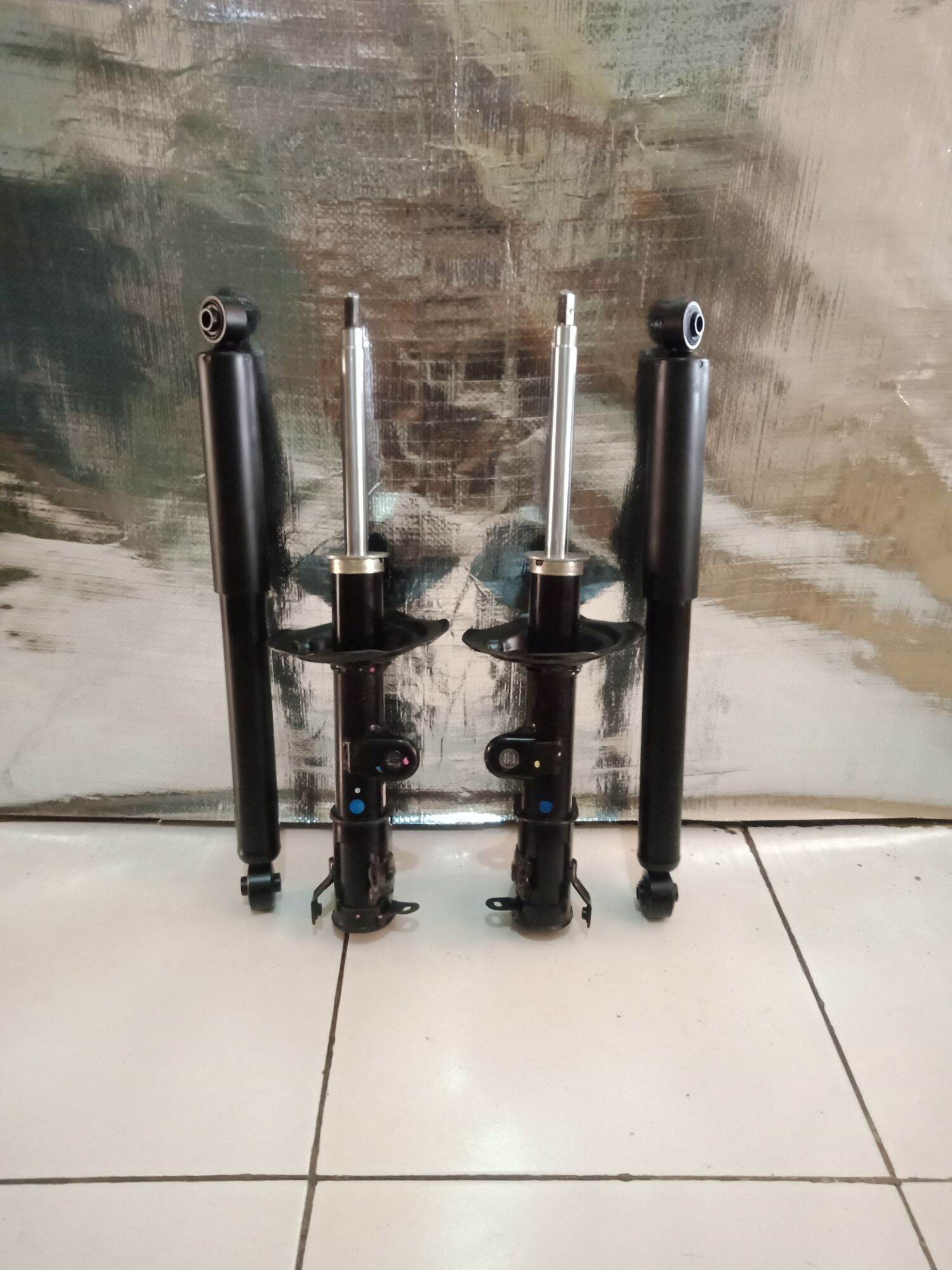 Shockbreaker Toyota All New Avanza Veloz/Xenia Depan Belakang Tahun 2012up Harga 600,000 rupiah*Gratis Ongkir