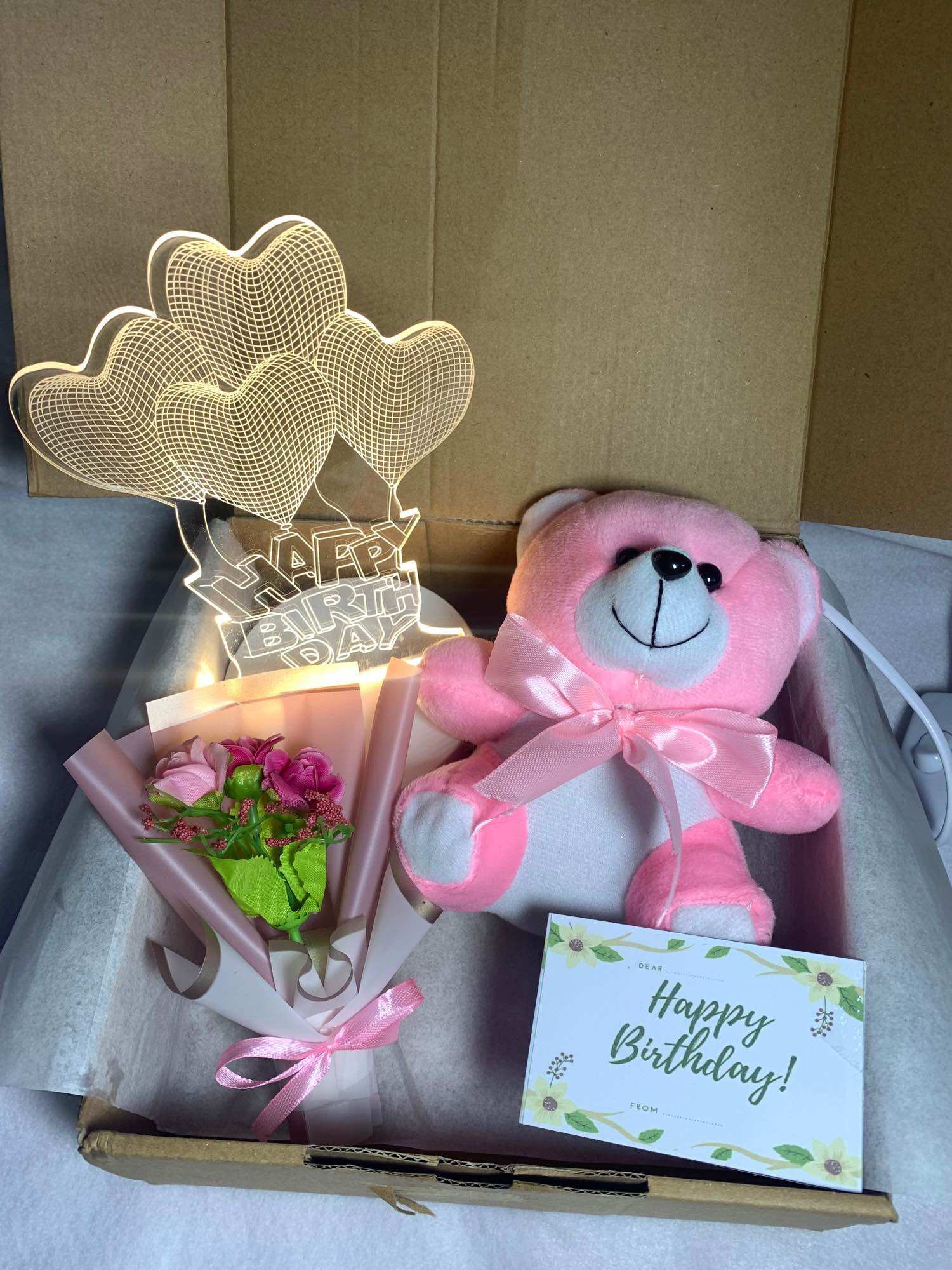 Hampers kado ulang tahun cewek , lampu tidur estetik, kado ulang tahun wisuda pernikahan , boneka , bu…