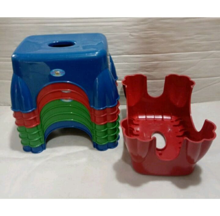 Indiamart Hard Plastic Stool CAFÉ DINING CHAIRS PLASTIC BODY