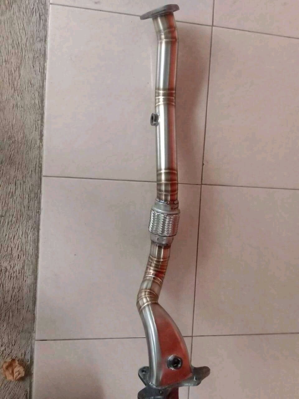 DOWNPIPE FRONTPIPE HONDA BRIO/ HONDA JAZZ GE8 JAZZ GK5 MOBILLIO FREED AYLA 1.0 AGYA 1.0 SIGRA 1.0 HRV 1.5. MANUAL DAN AUTOMATIC Harga  2,000,000 Ringgit*Penghantaran Percuma
