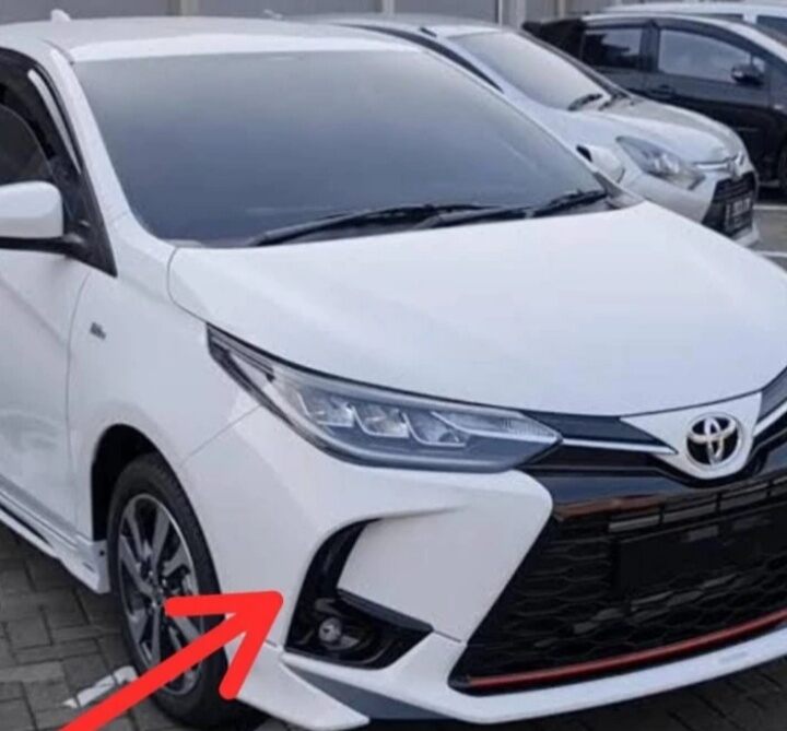 cover foglamp ring foglamp toyota yaris 2021 up original Harga  350,000 Ringgit*Penghantaran Percuma
