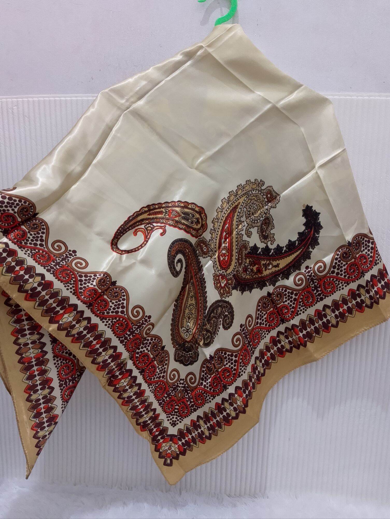 Pre Loved / Thrift / Second / Mantan Scarf Jilbab Hijab Kerudung