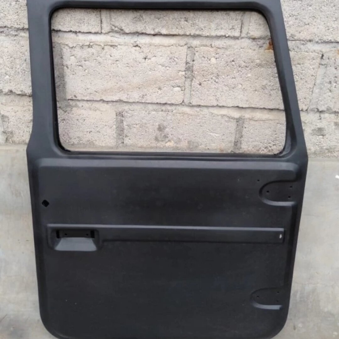 Right Front Door of Toyota Hardtop 2F Harga 3,100,000 rupiah*Gratis Ongkir