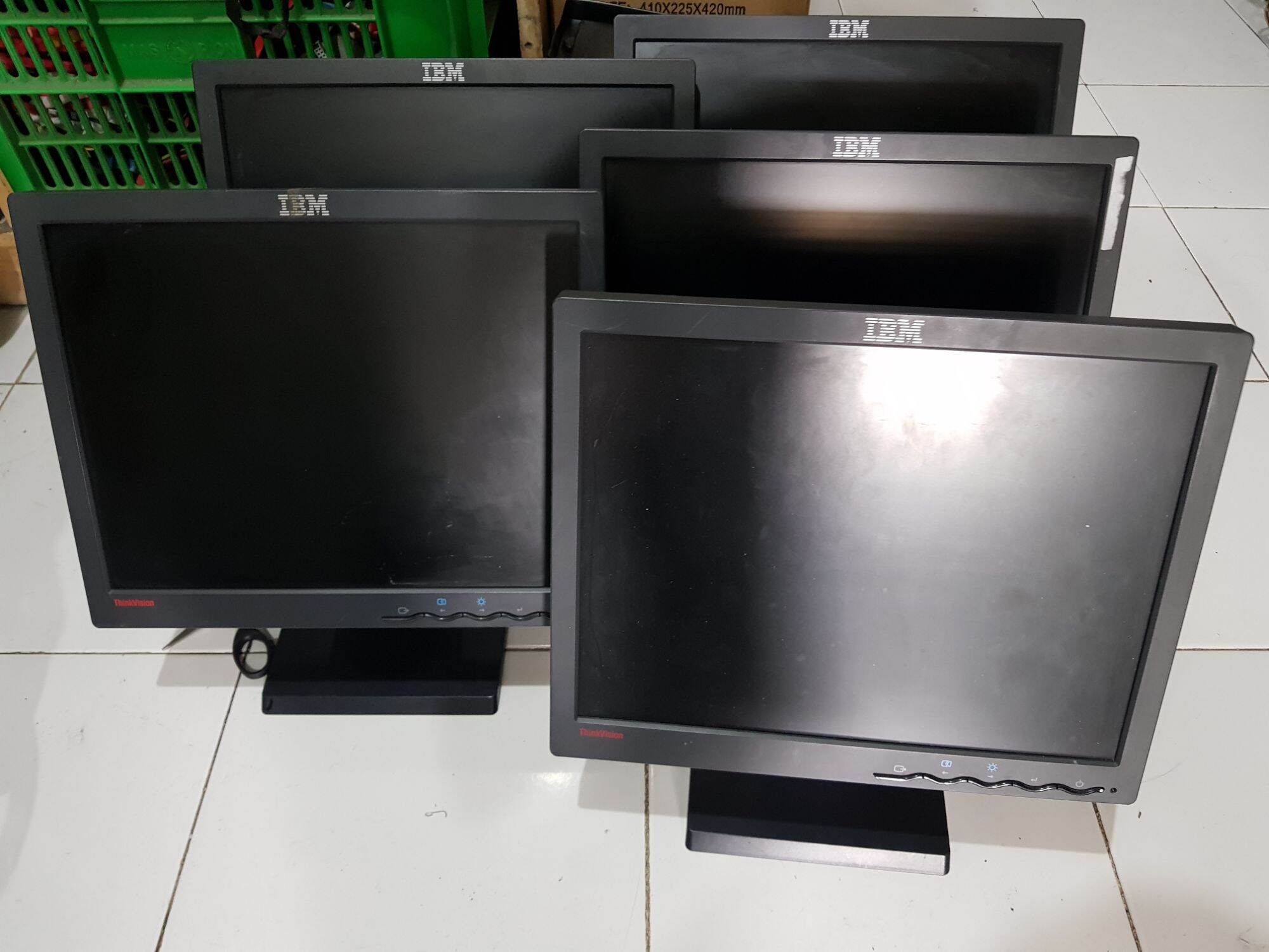 15 lcd monitor