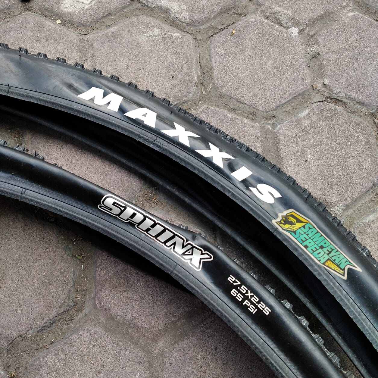 Maxxis sphinx sale 27.5