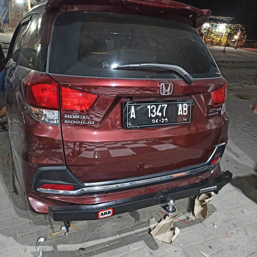 Bumper Towing Bar Besi Pengaman Belakang Arb Mobil Mobilio Up Lazada Indonesia