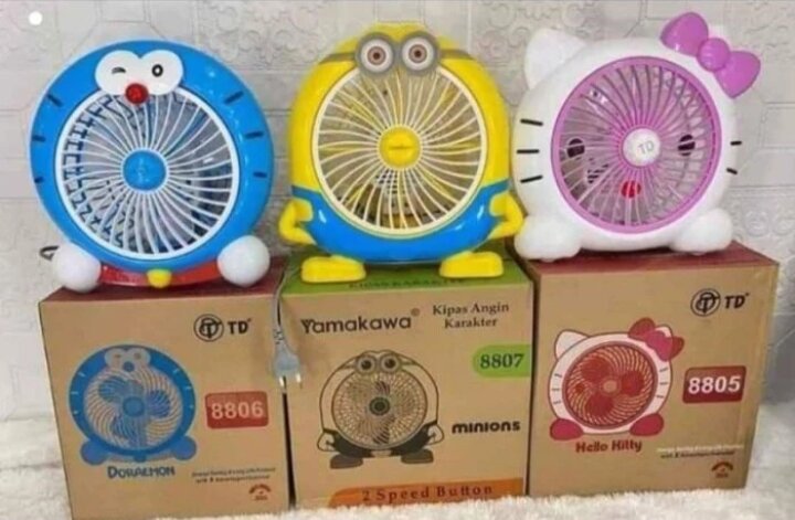 Kipas Meja Karakter