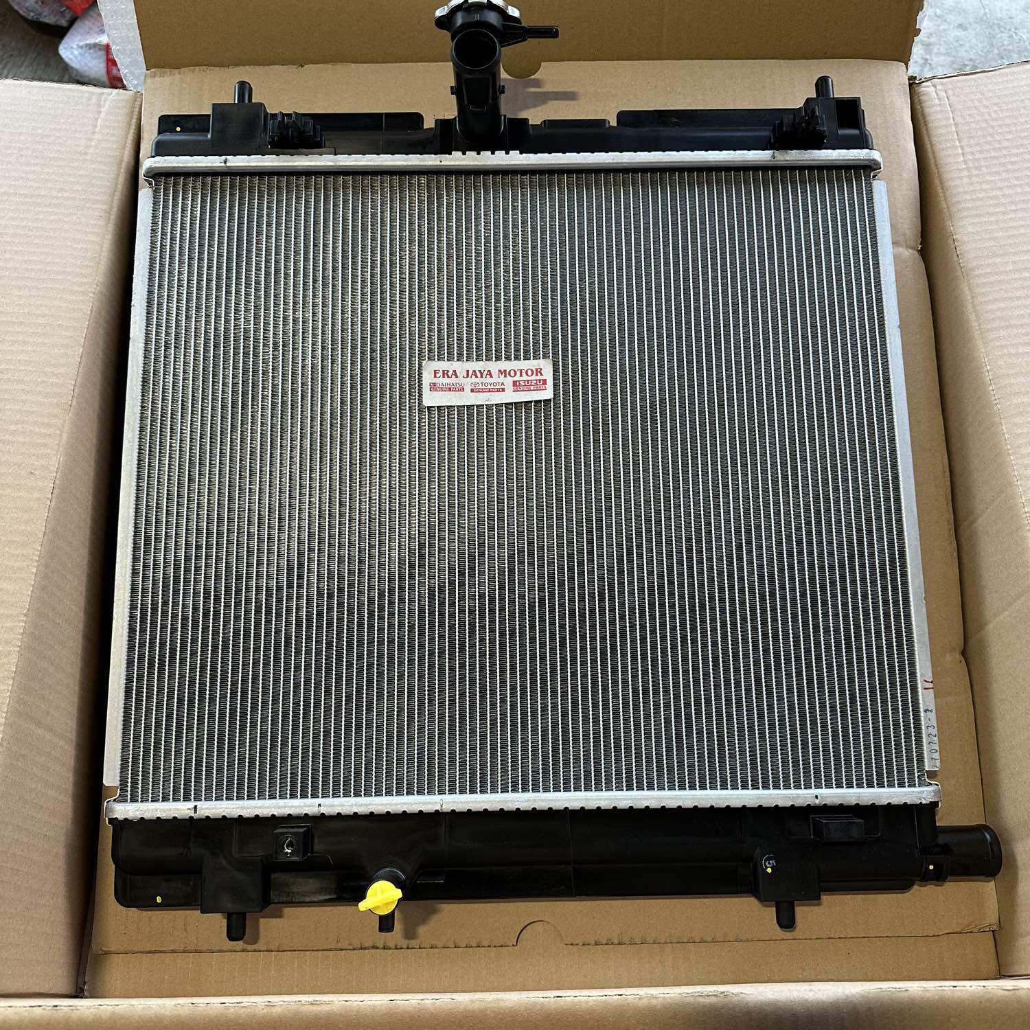 Radiator all new xenia avanza 2022 up original Harga 1,325,000 rupiah*Gratis Ongkir