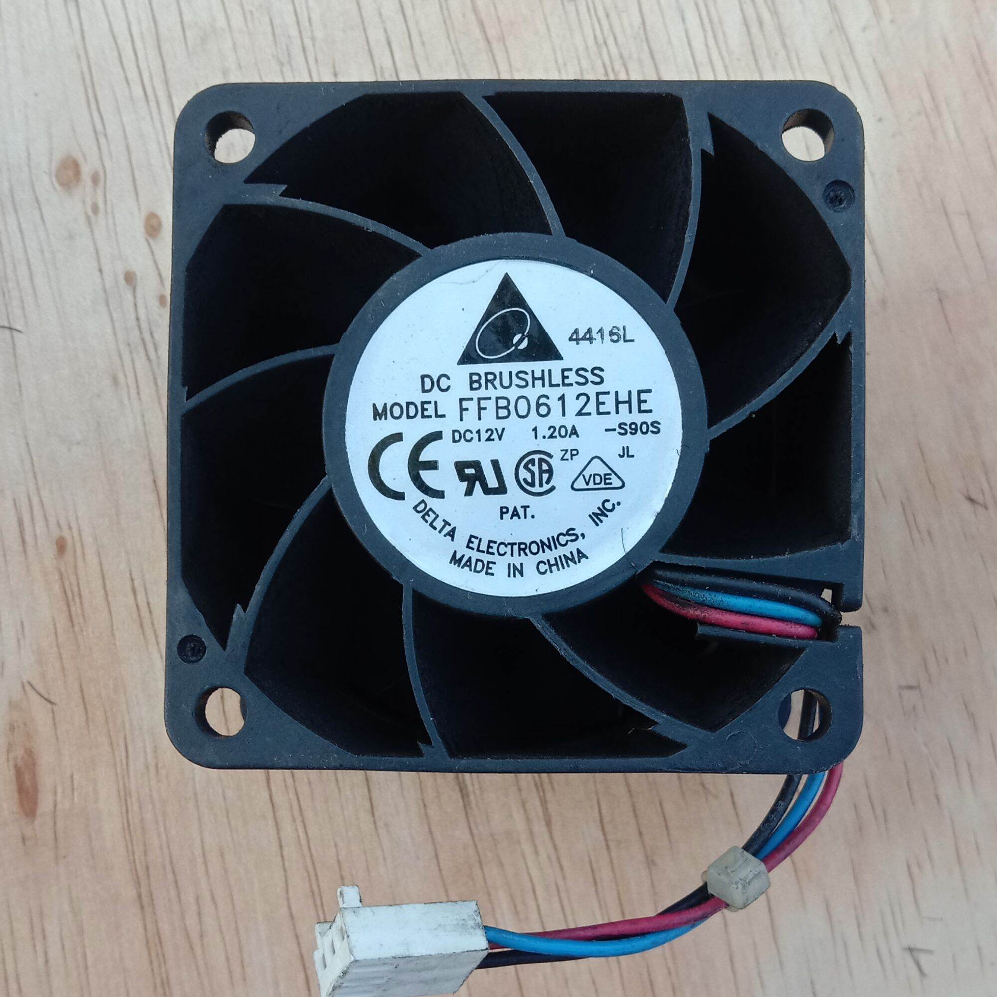 KIPAS HIGH SPED 6CM X 6CM 12V 1.20A HIGH SPED FAN Harga 19,000 rupiah*Gratis Ongkir