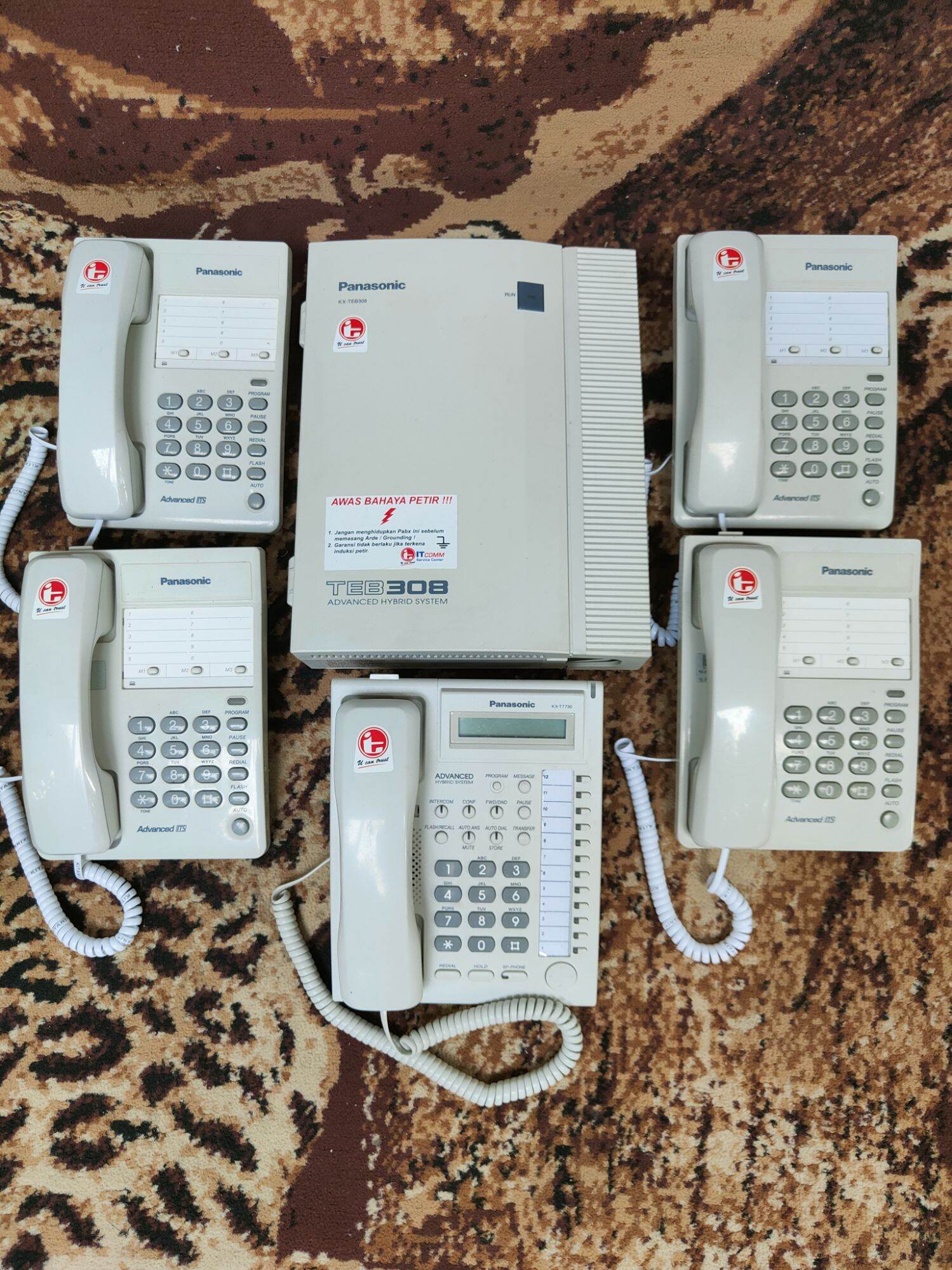 Paket Pabx Panasonic 3 line 8 Ext Harga 1,685,000 rupiah*Gratis Ongkir