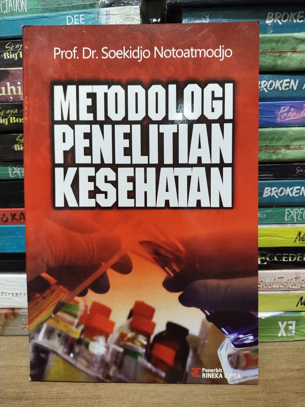 Buku METODOLOGI PENELITIAN KESEHATAN Prof. Dr. Soekidjo Notoatmodjo ...