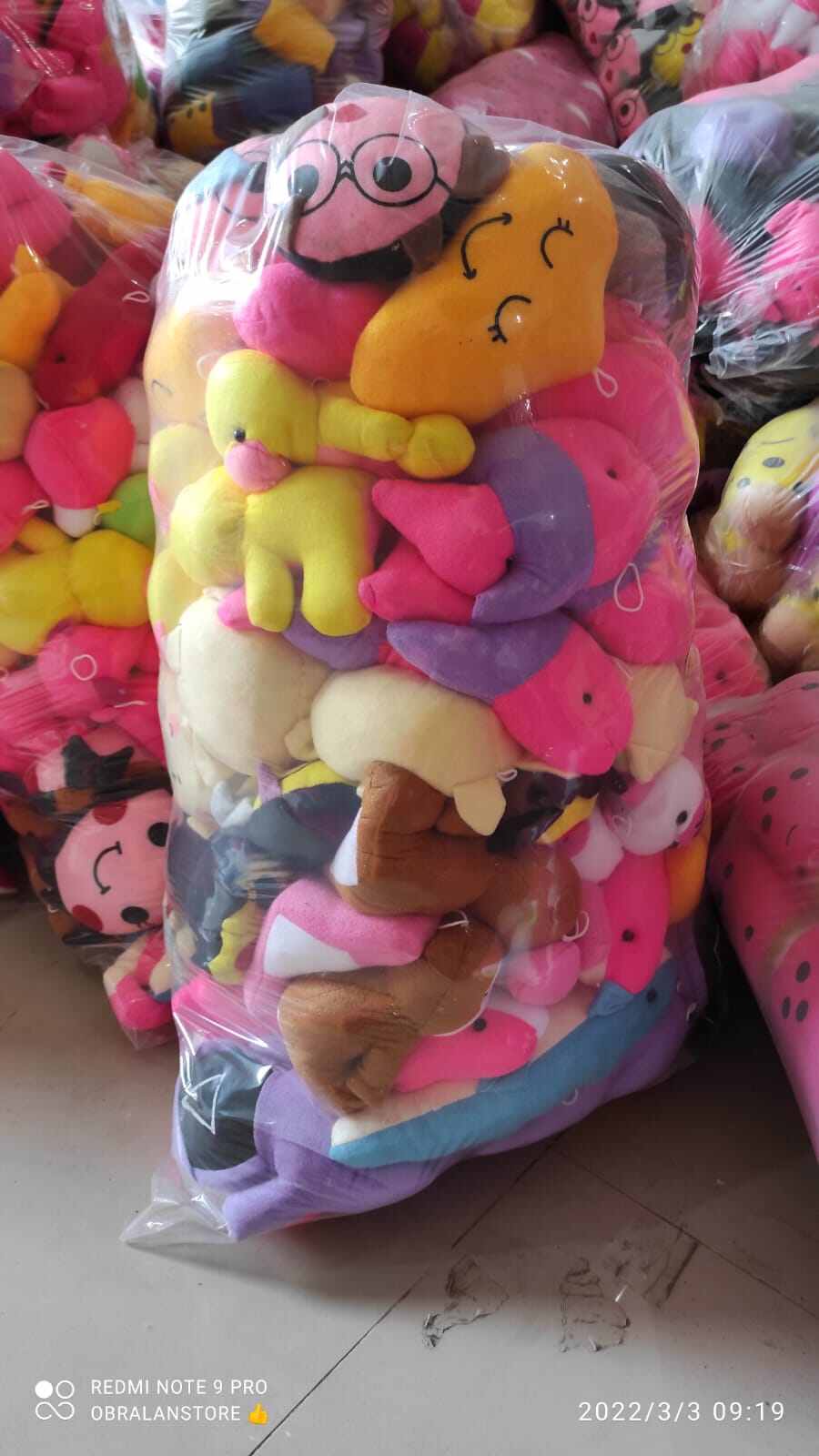 Boneka Mesin Capit PAKET 1BALL (100pcs) Harga  290,000 rupiah*Gratis Ongkir