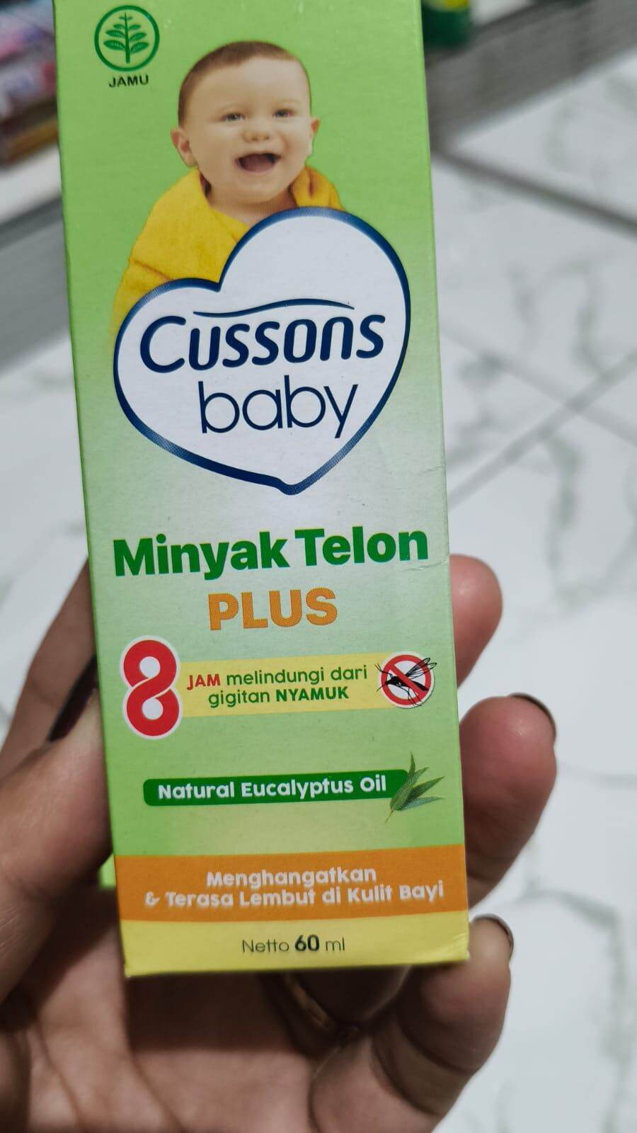 Cussons minyak telon plus 8 jam 150ml