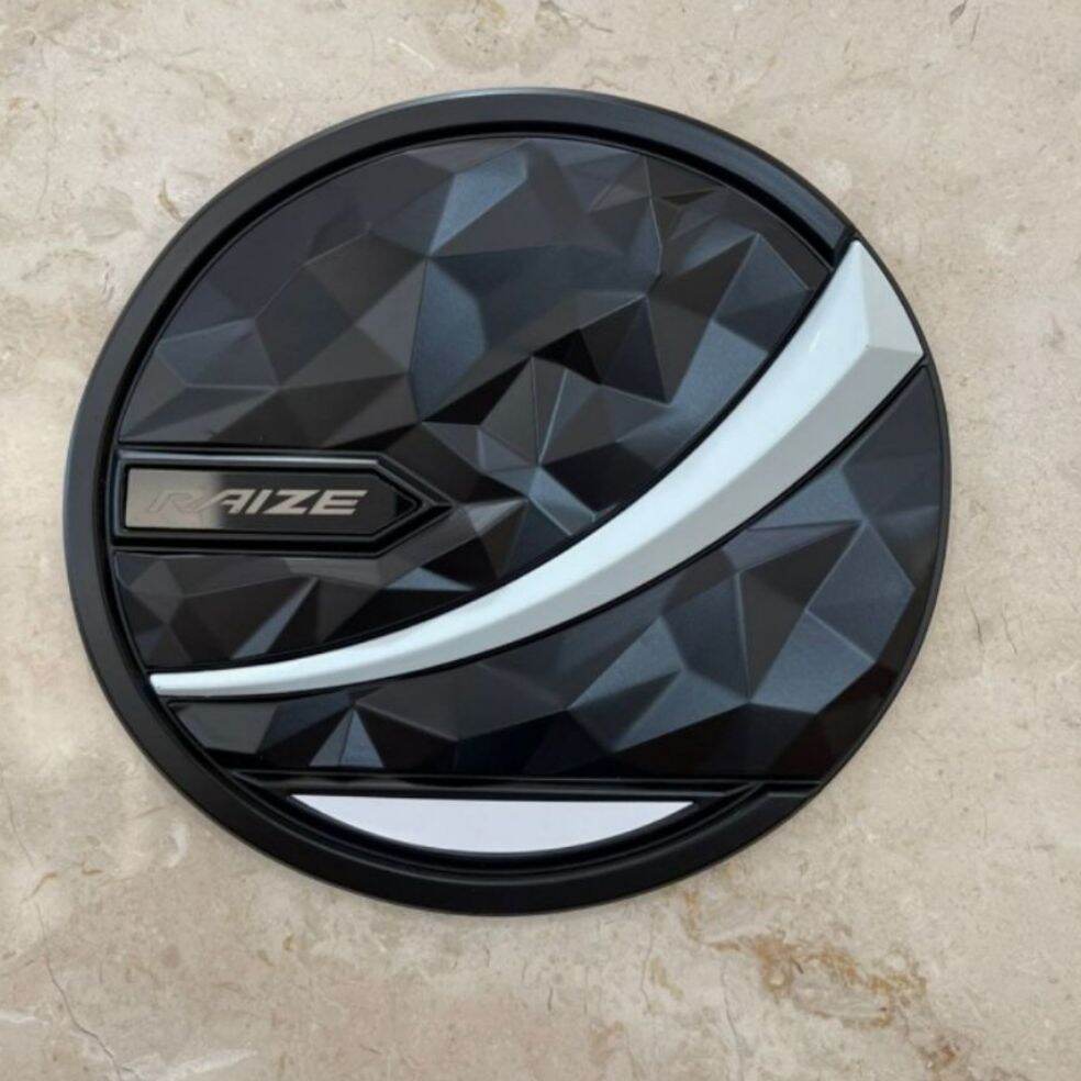 tank cover hitam doff diamond list putih Toyota raize 2021 Harga  50,000 Ringgit*Penghantaran Percuma