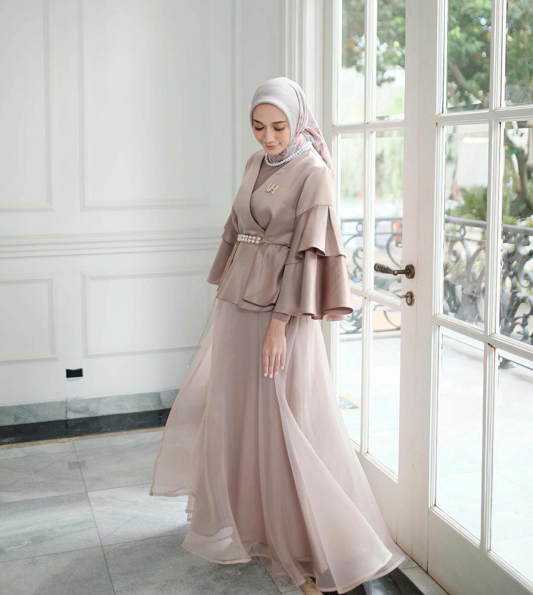 vanilla hijab clothing