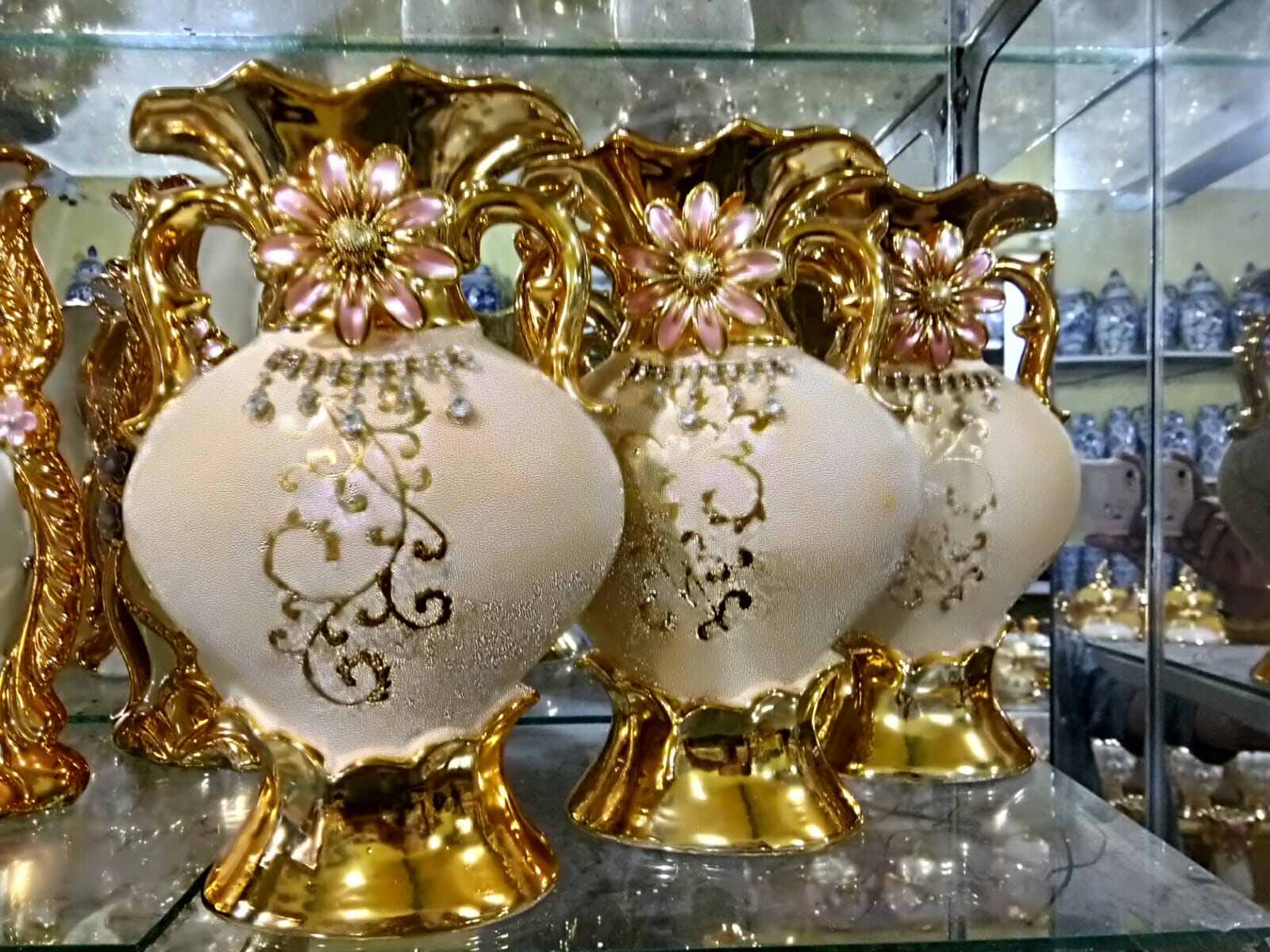 (BARU) pajangan keramik gold 3 pcs mewah — vas keramik import
