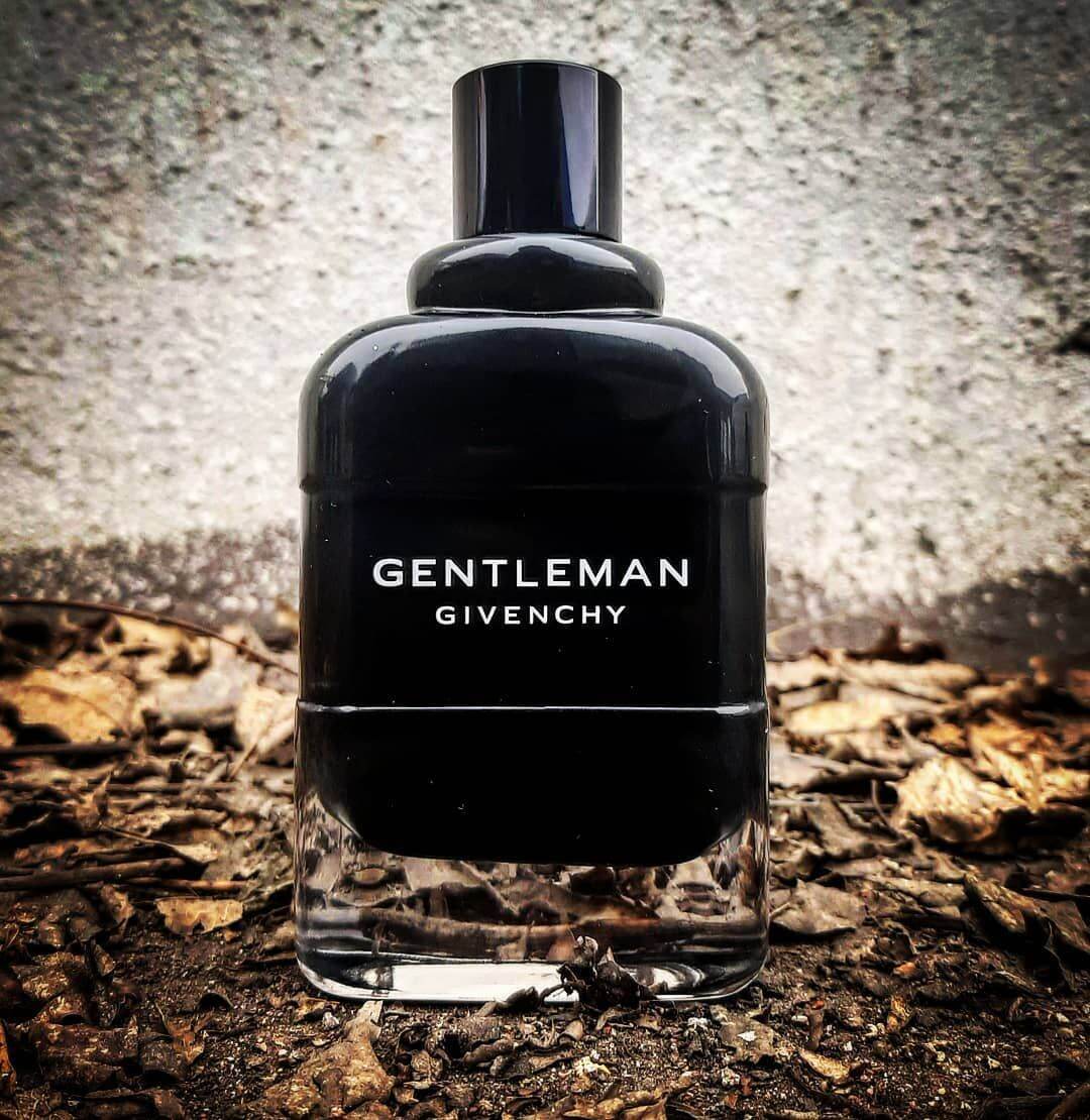 gentleman givenchy 2018