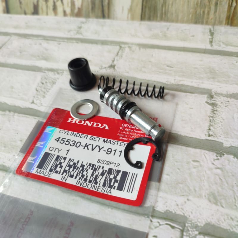 sil master rem blade.revo abs.supra x 125.revo fi.blade fi.supra x 125 fi.supra x 125 helm in Harga 15,000 rupiah*Gratis Ongkir