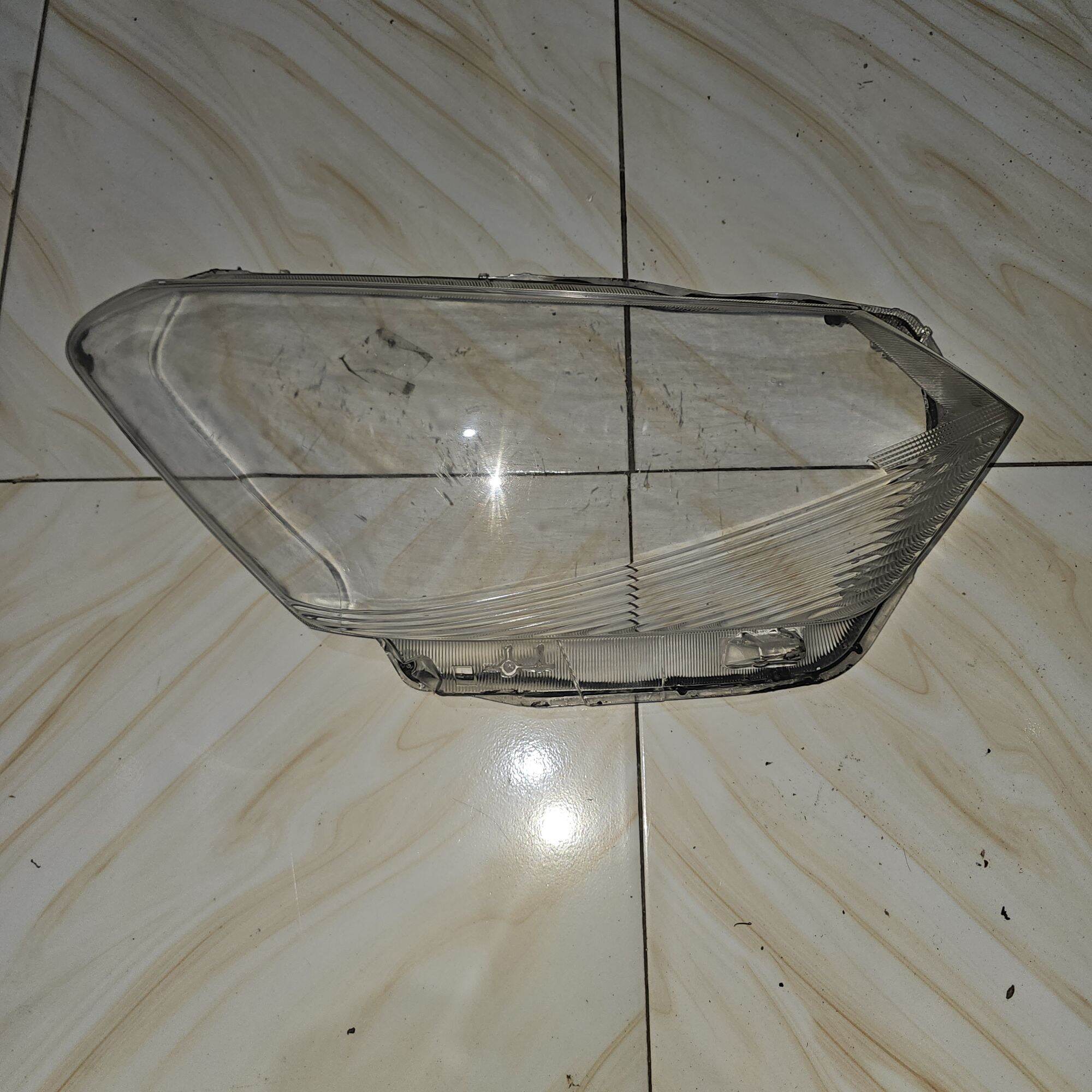 Original Kaca Mika Lampu Depan Utama Agya Ayla 2017 Up Kanan Kiri Giá 205,000 Đồng*Miễn phí vận chuyển