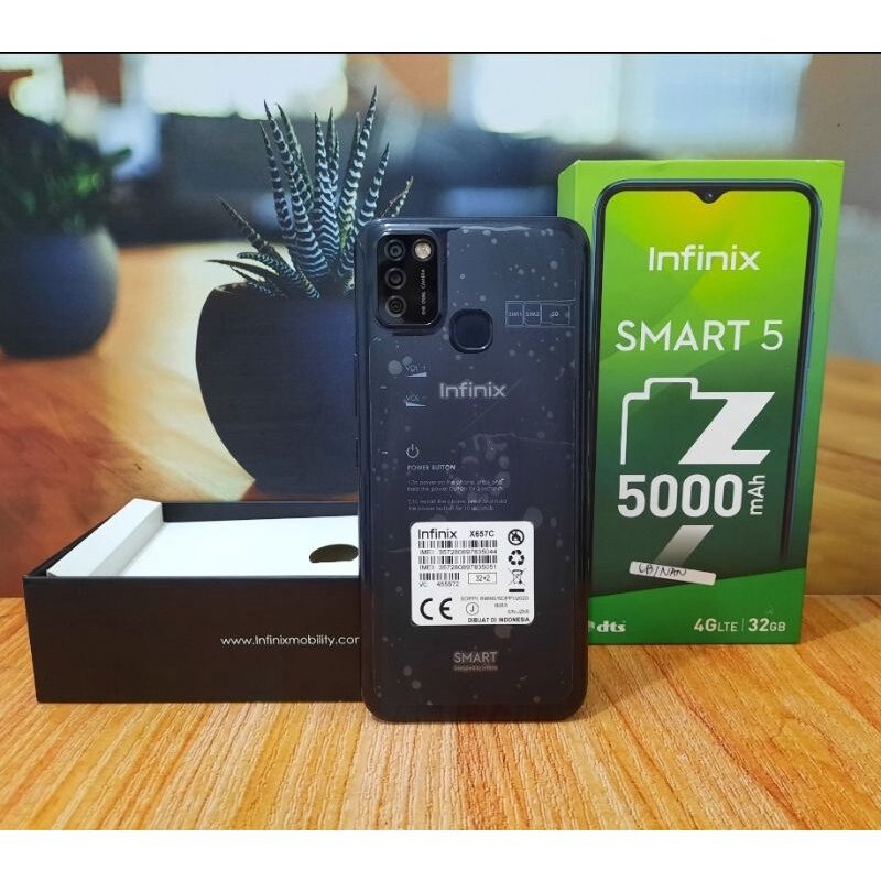 second infinix smart 5 ram 2/32 fullset normal Harga 1,099,000 rupiah*Gratis Ongkir