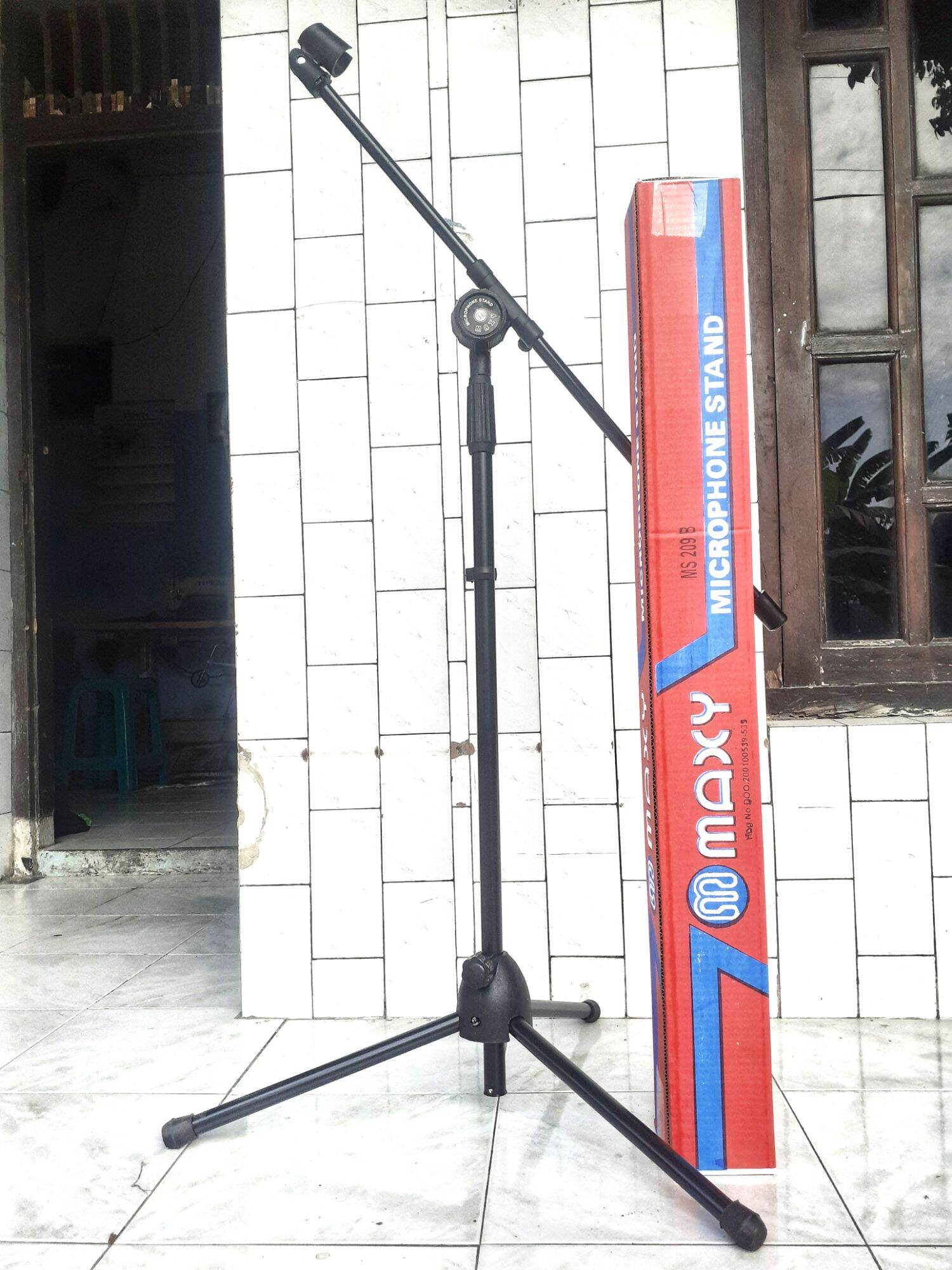 stand mic panjang berdiri maxy hitam plus holder mic besi tebal